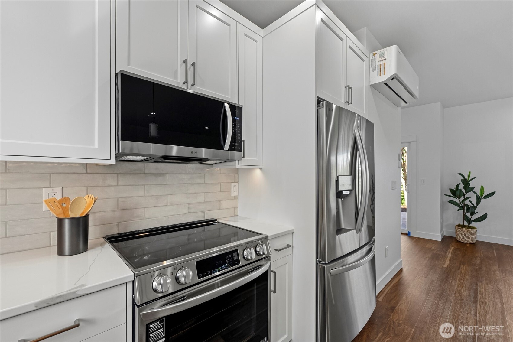 4982 Highland Drive , Blaine, WA 98230