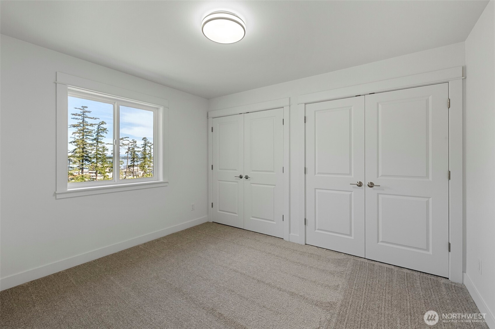 4982 Highland Drive , Blaine, WA 98230