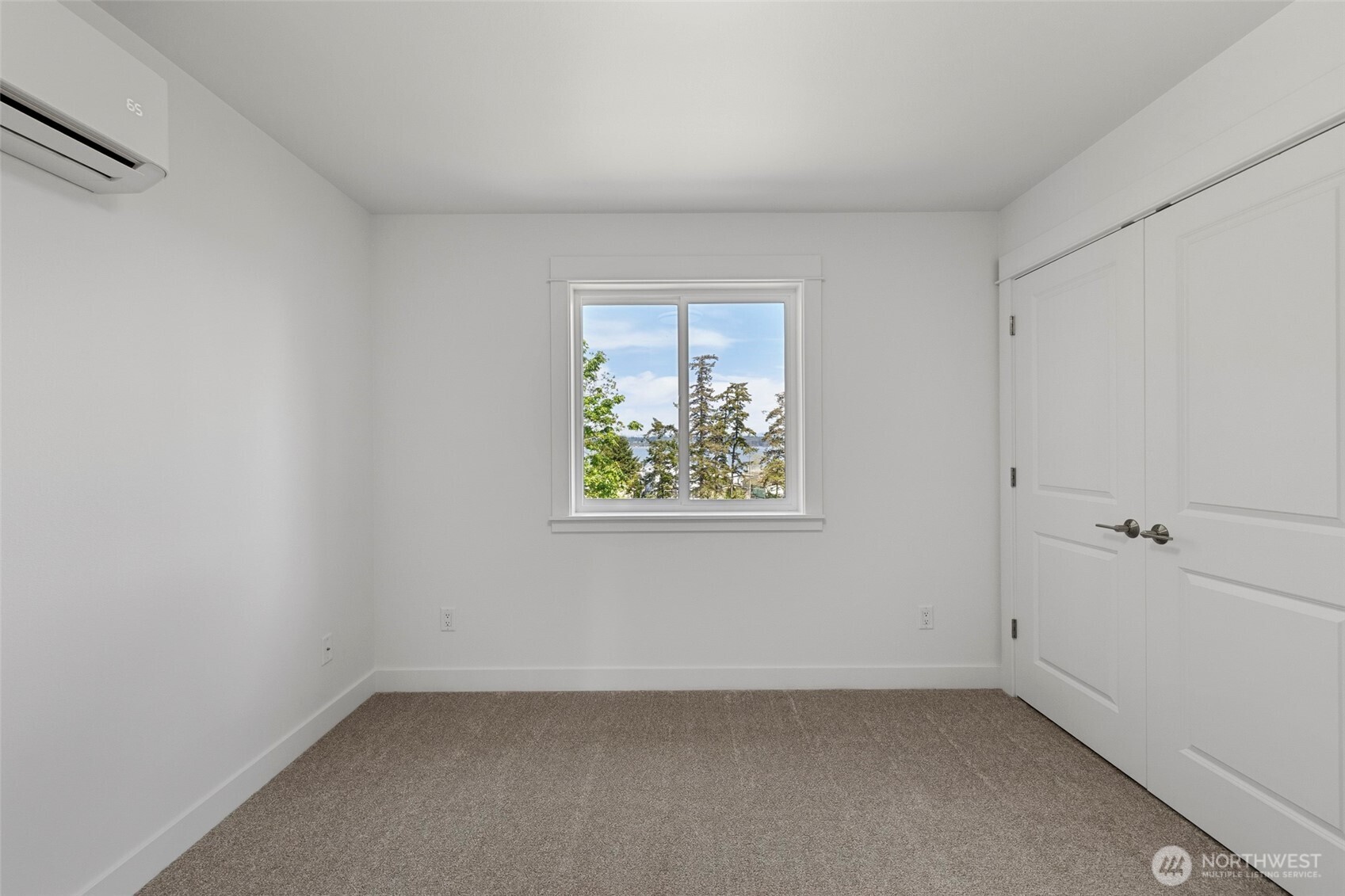 4982 Highland Drive , Blaine, WA 98230