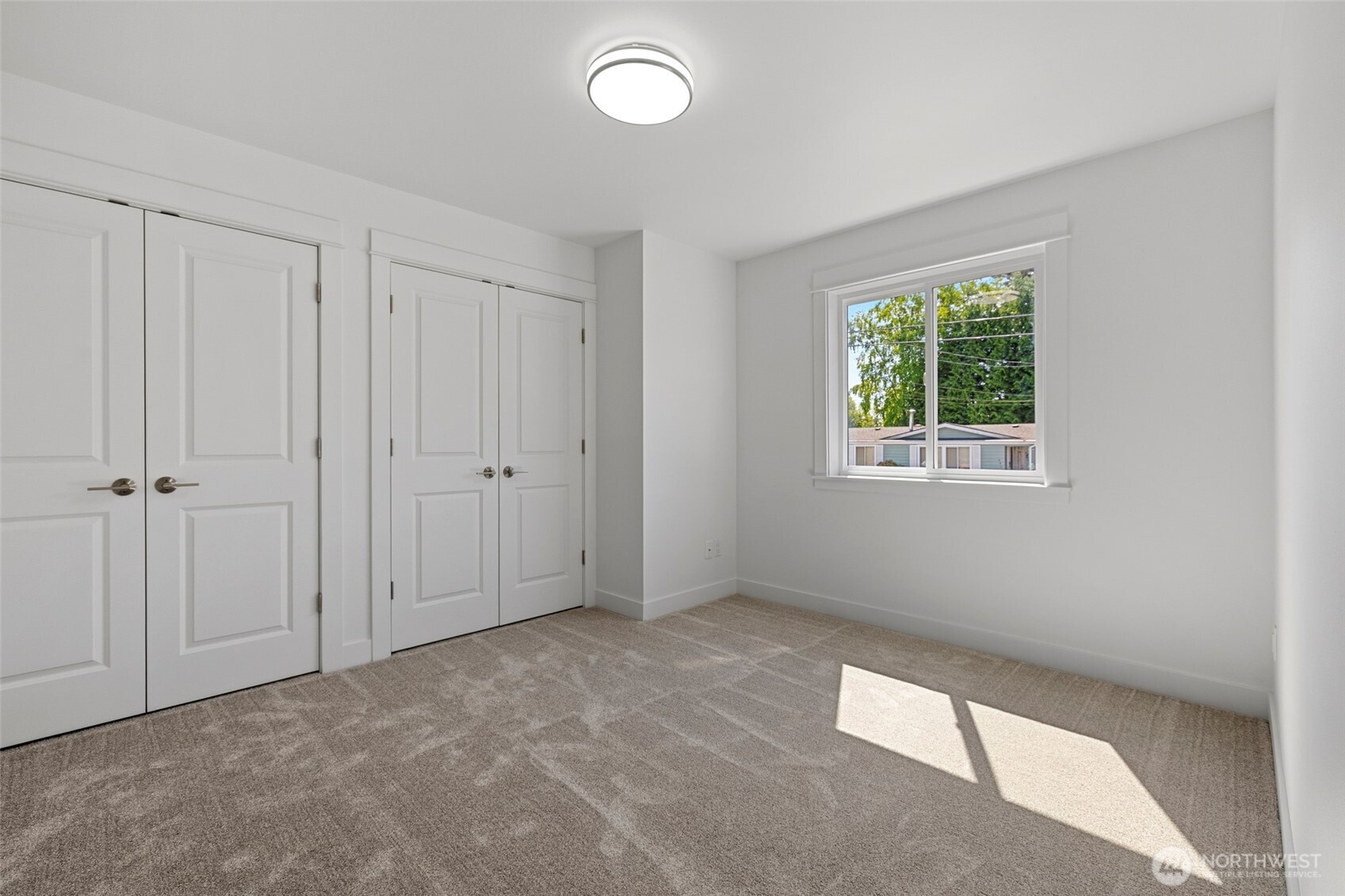 4982 Highland Drive , Blaine, WA 98230