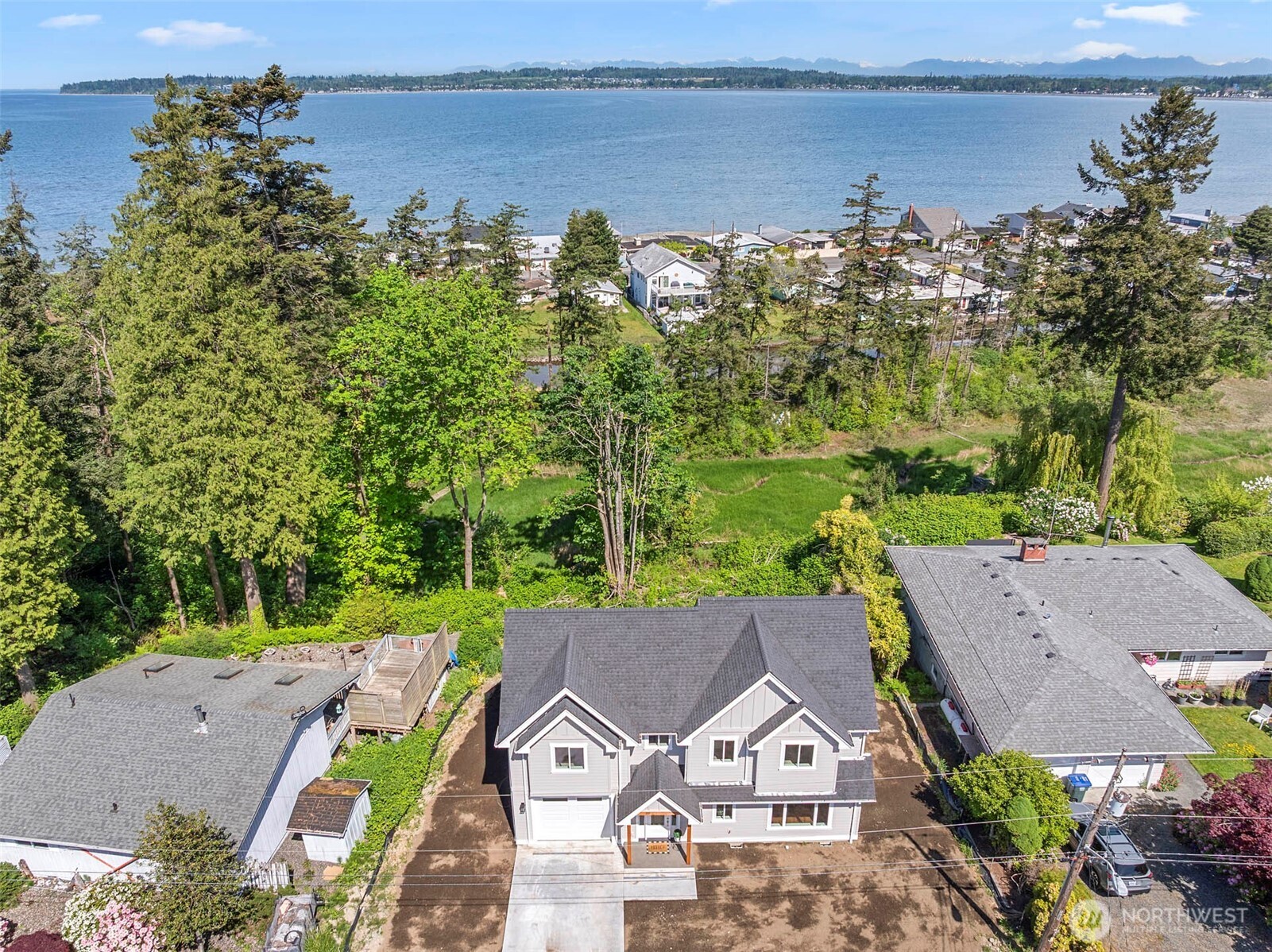 4982 Highland Drive , Blaine, WA 98230