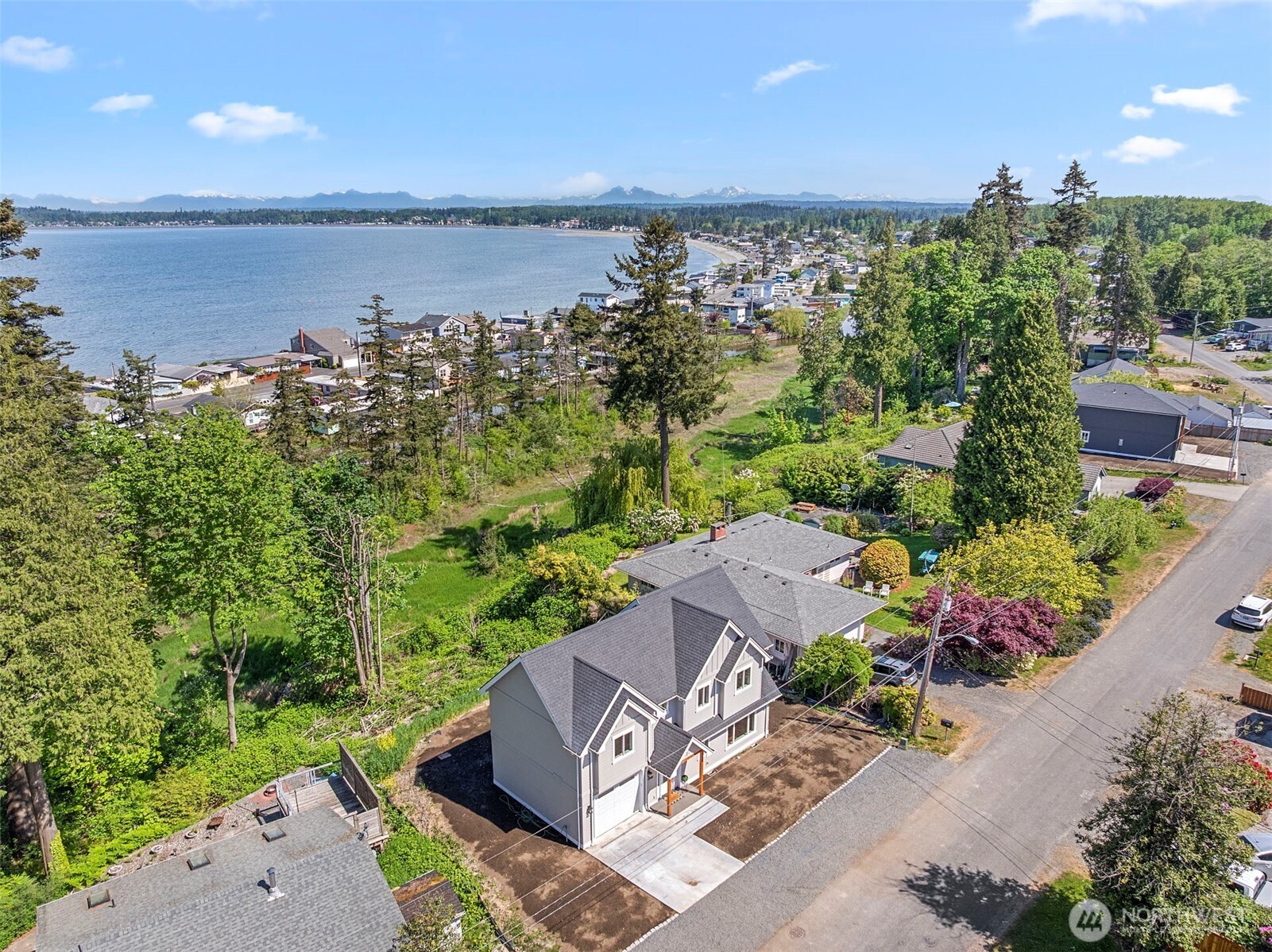 4982 Highland Drive , Blaine, WA 98230