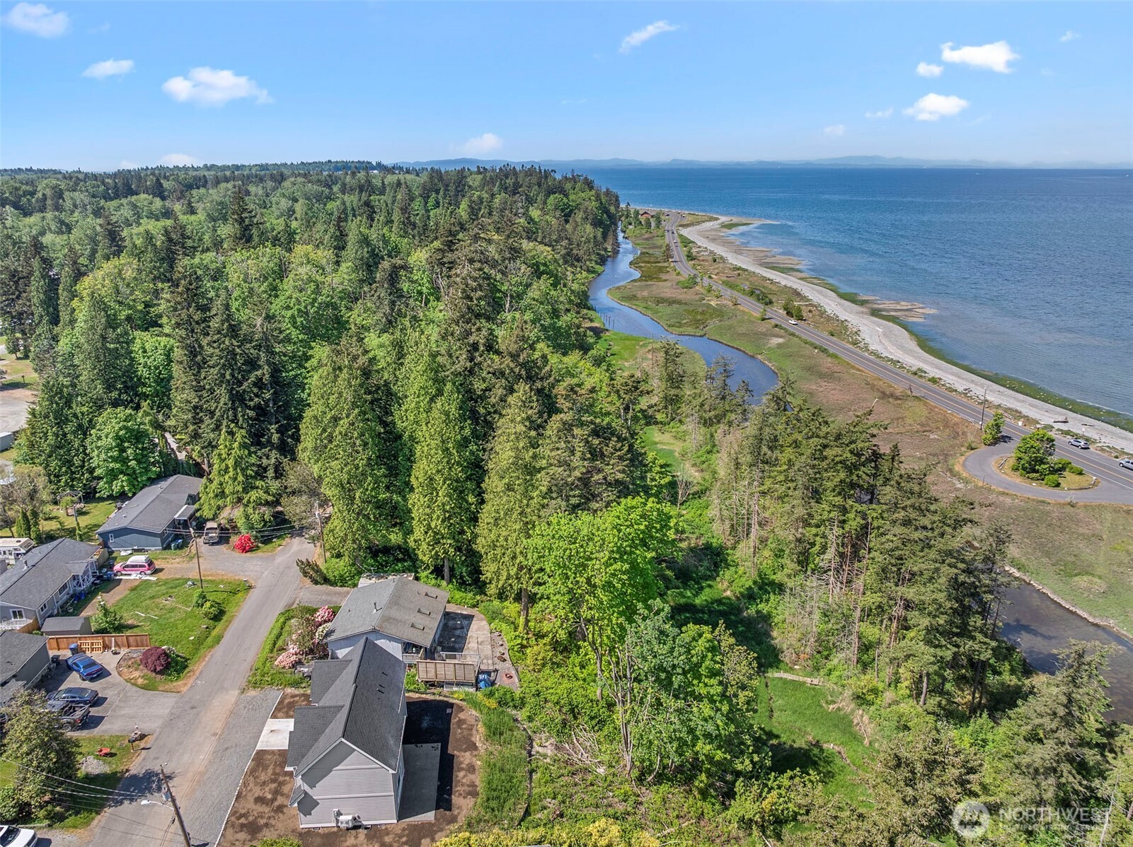 4982 Highland Drive , Blaine, WA 98230