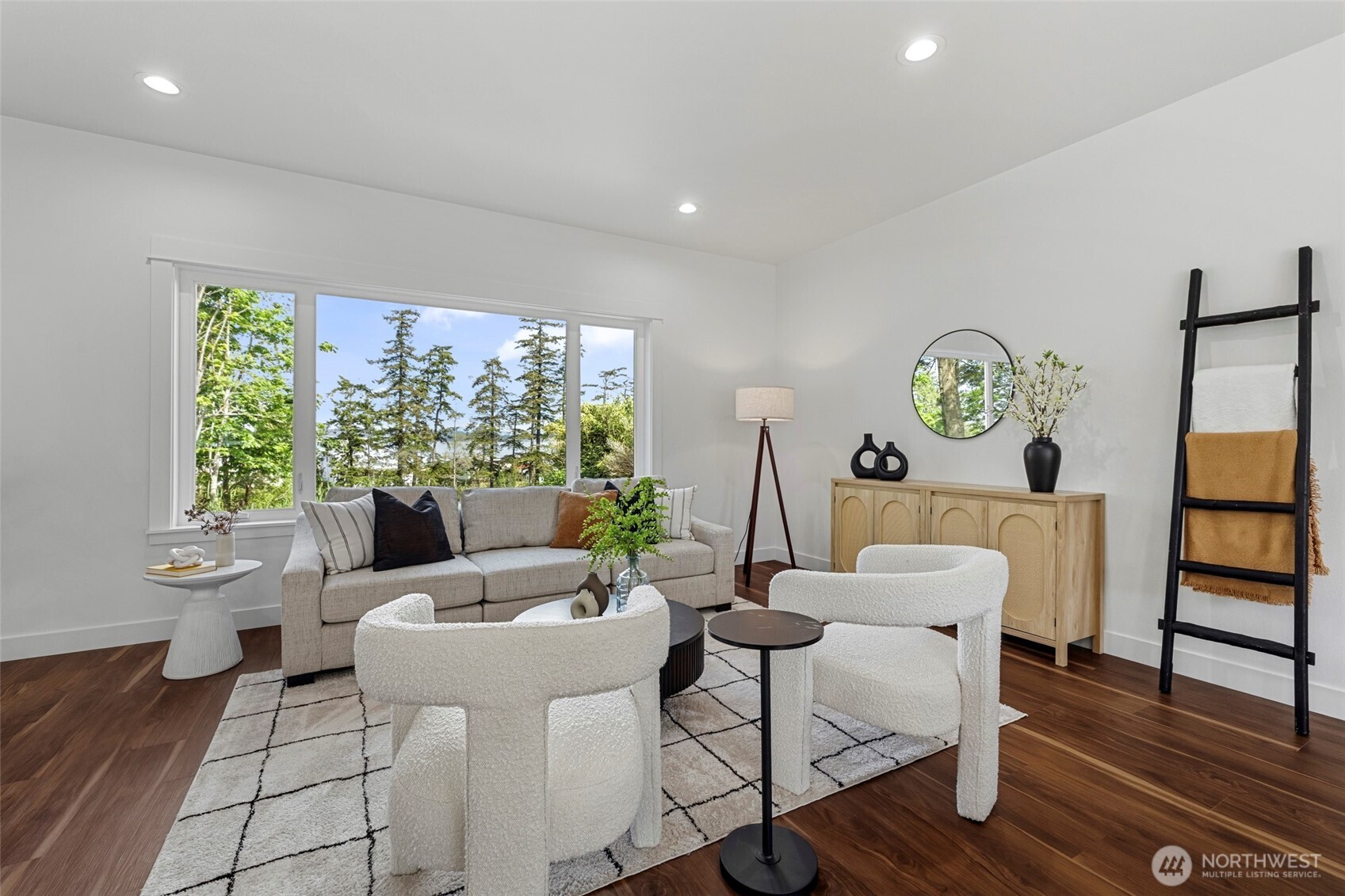 4982 Highland Drive , Blaine, WA 98230