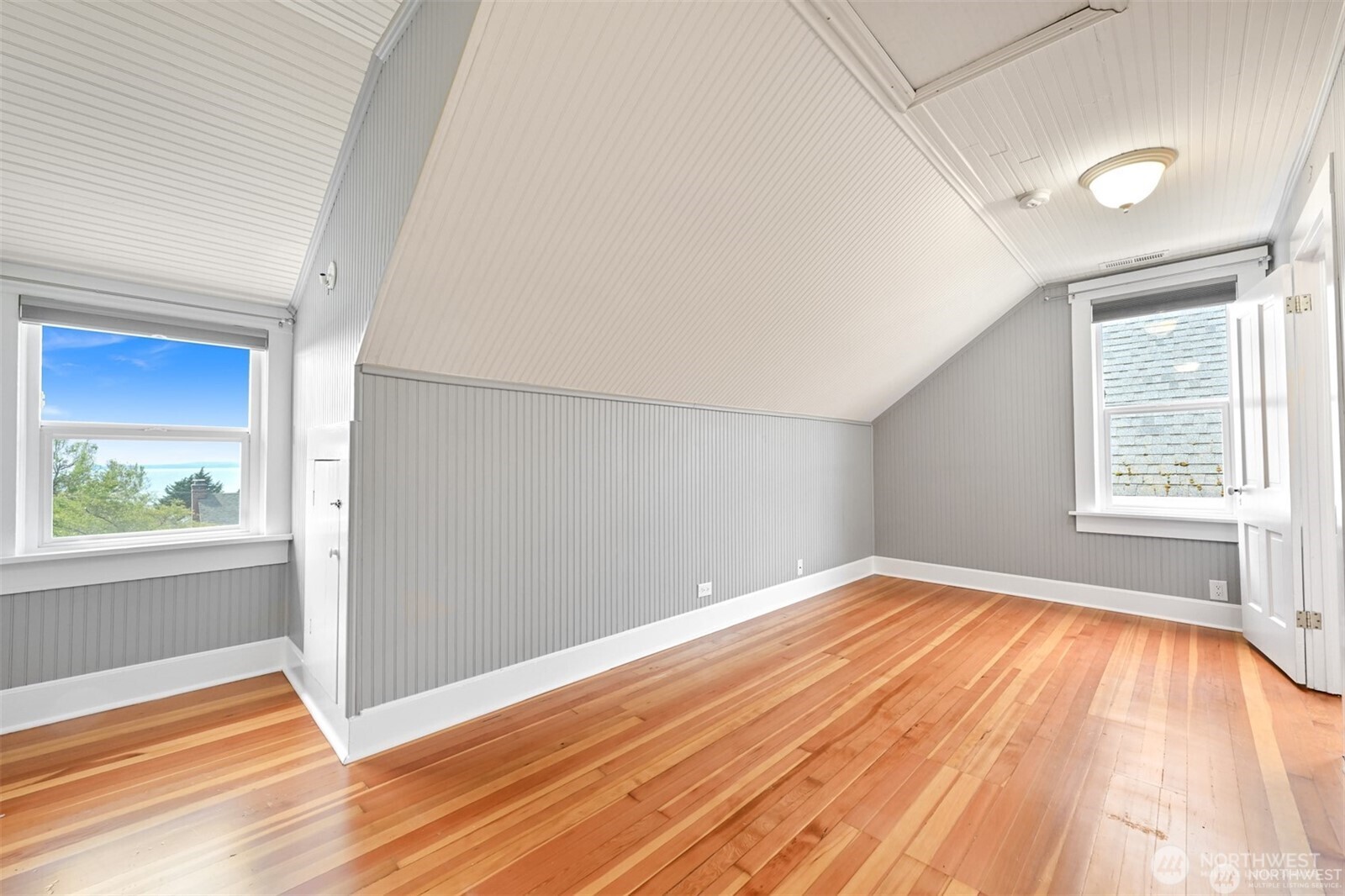 809 12th Street , Bellingham, WA 98225