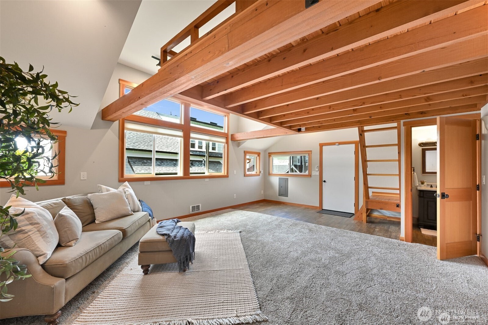 809 12th Street , Bellingham, WA 98225