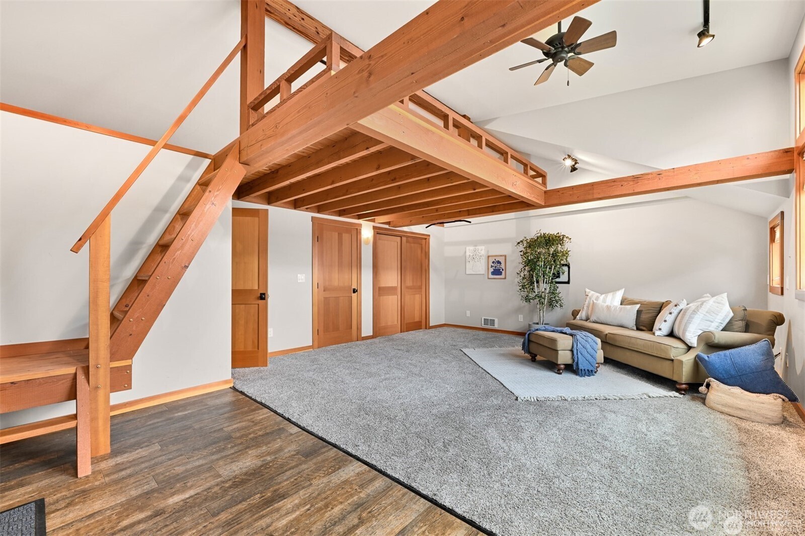 809 12th Street , Bellingham, WA 98225