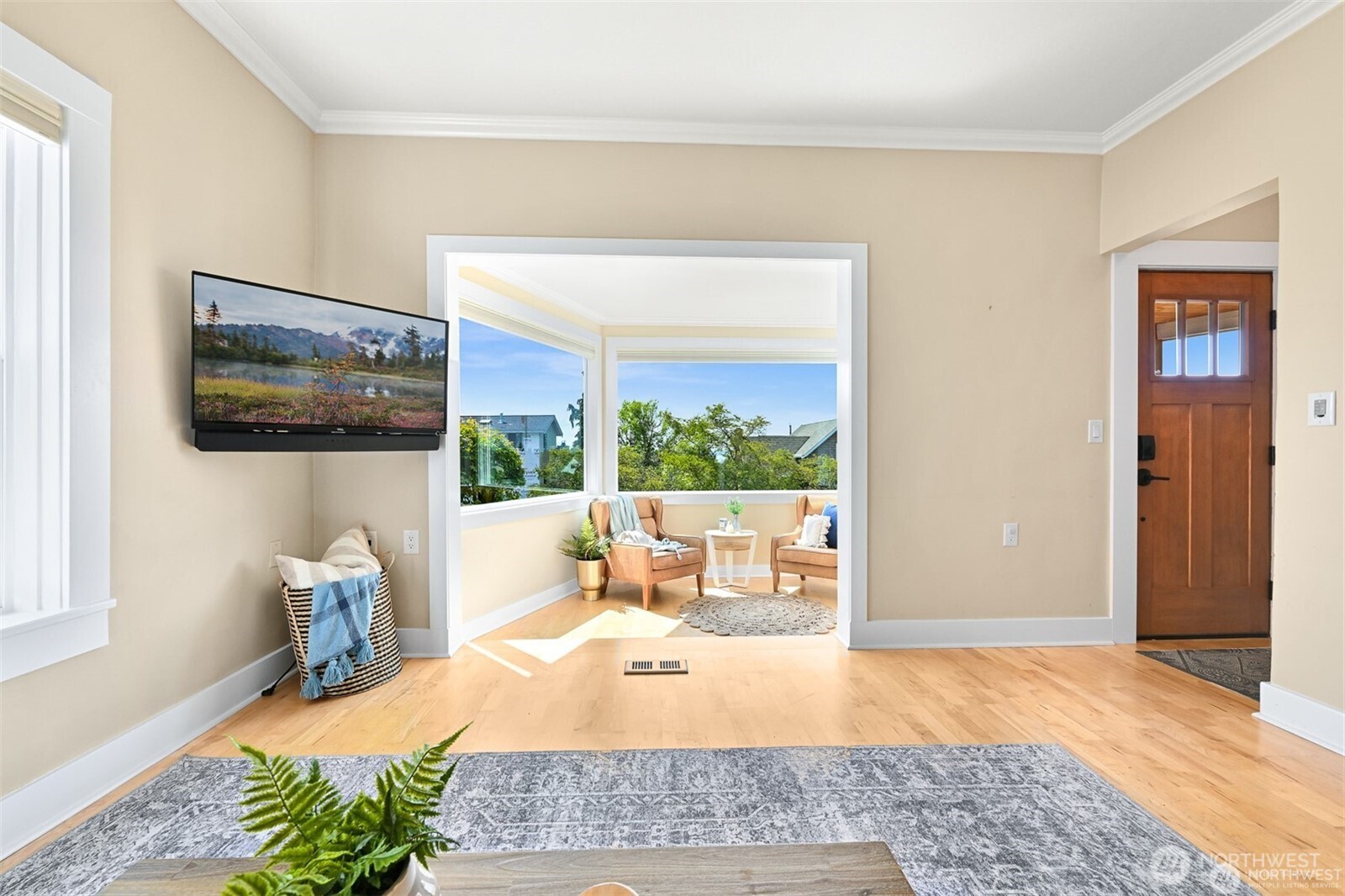 809 12th Street , Bellingham, WA 98225