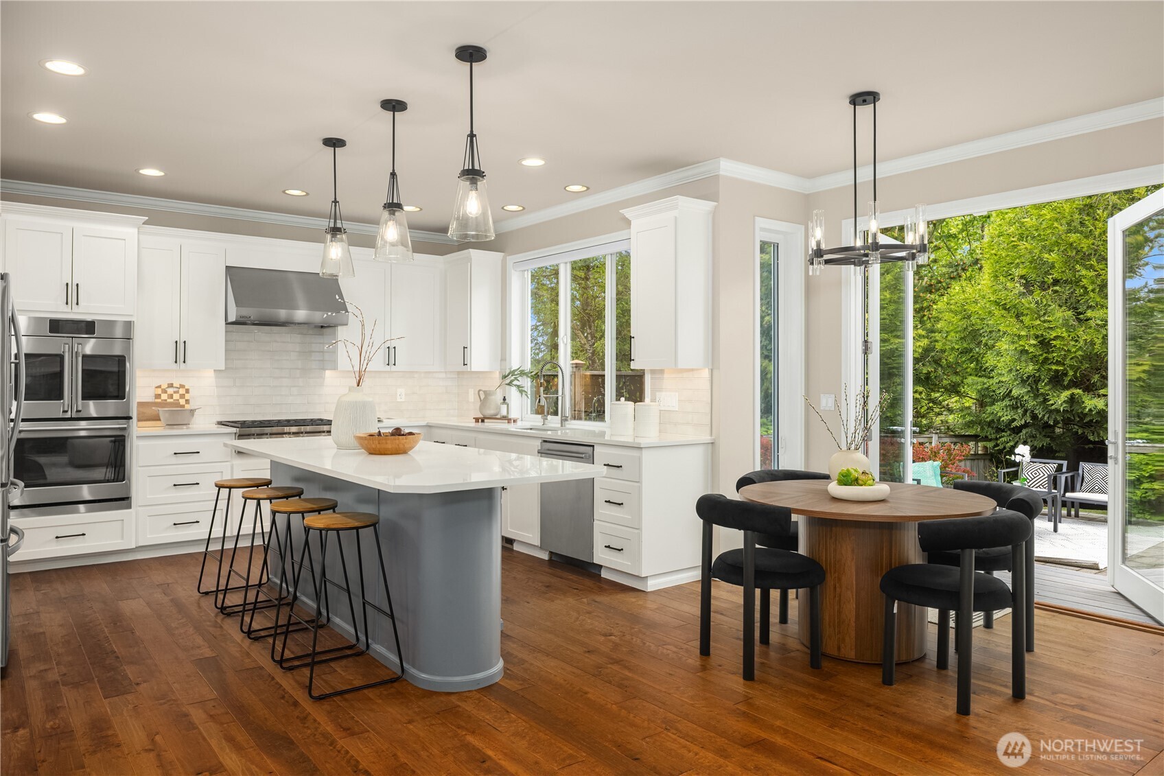1630 28th Avenue NE, Issaquah, WA 98029