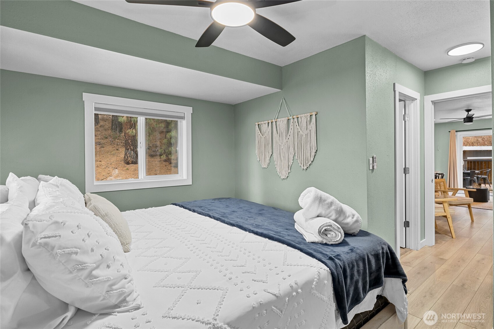 417 W 2nd Street , Cle Elum, WA 98922