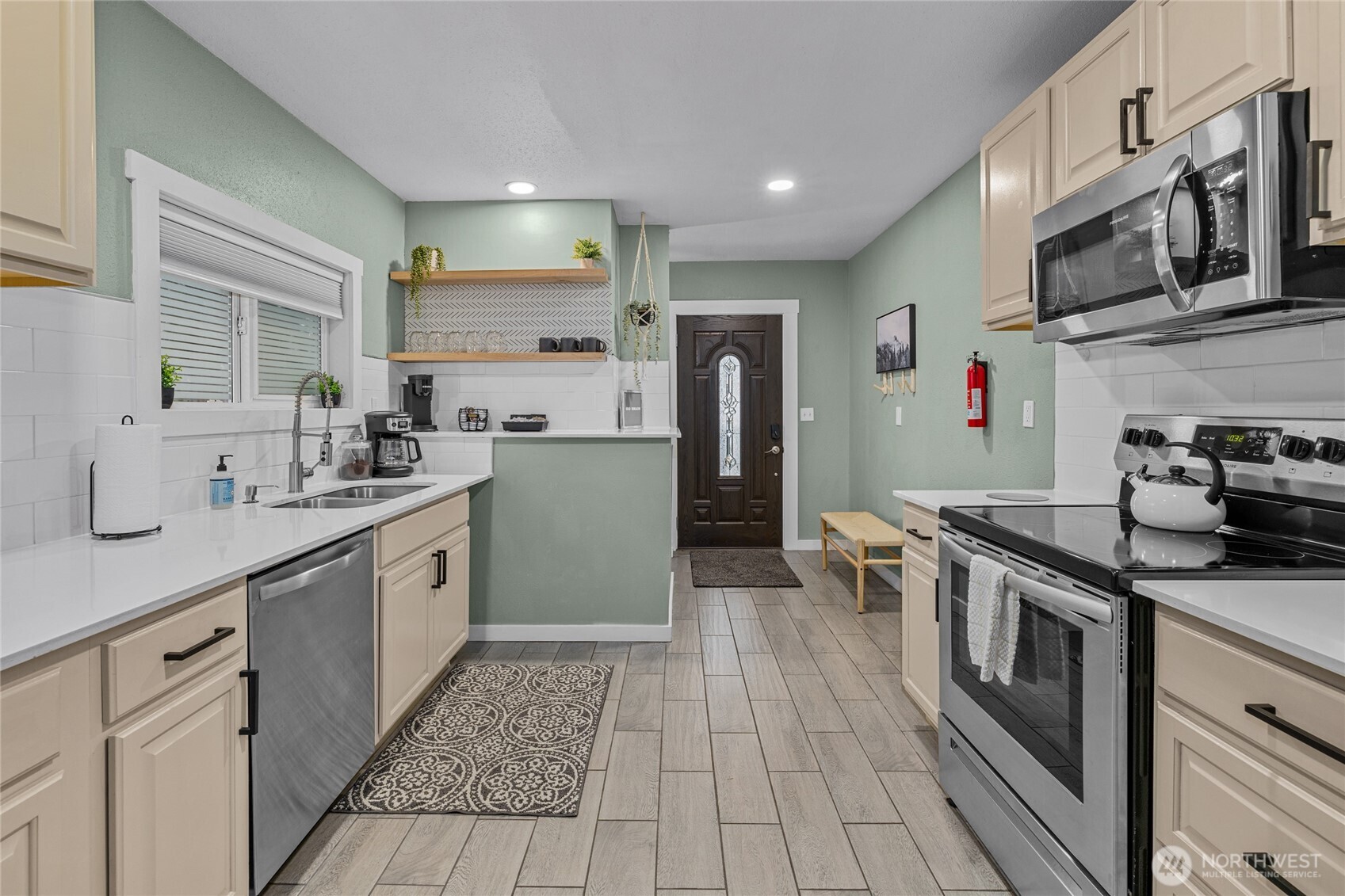 417 W 2nd Street , Cle Elum, WA 98922
