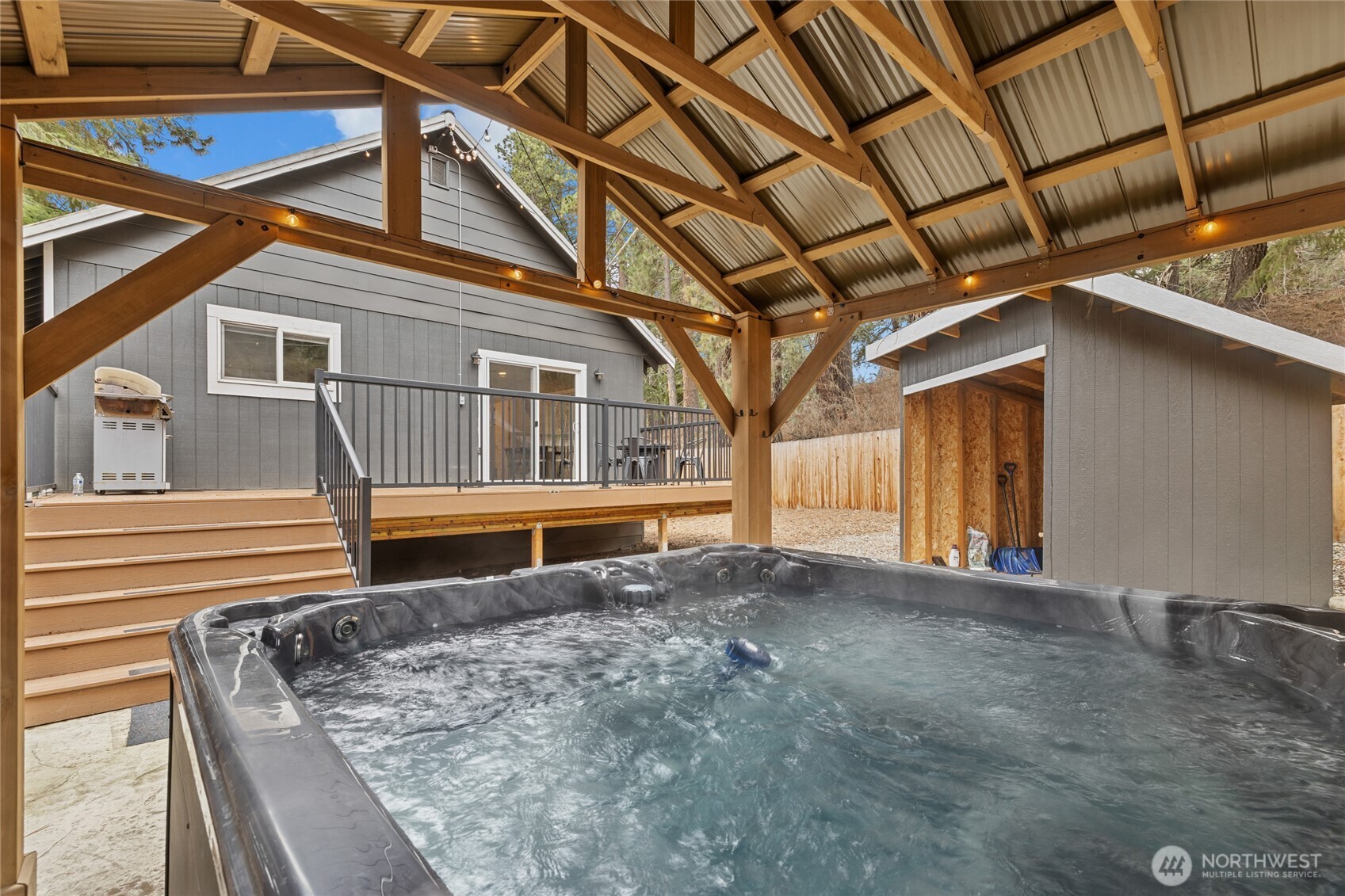 417 W 2nd Street , Cle Elum, WA 98922
