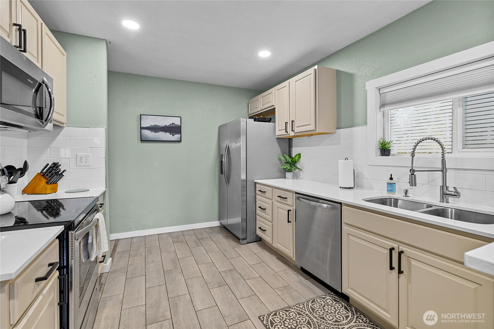 417 W 2nd Street , Cle Elum, WA 98922
