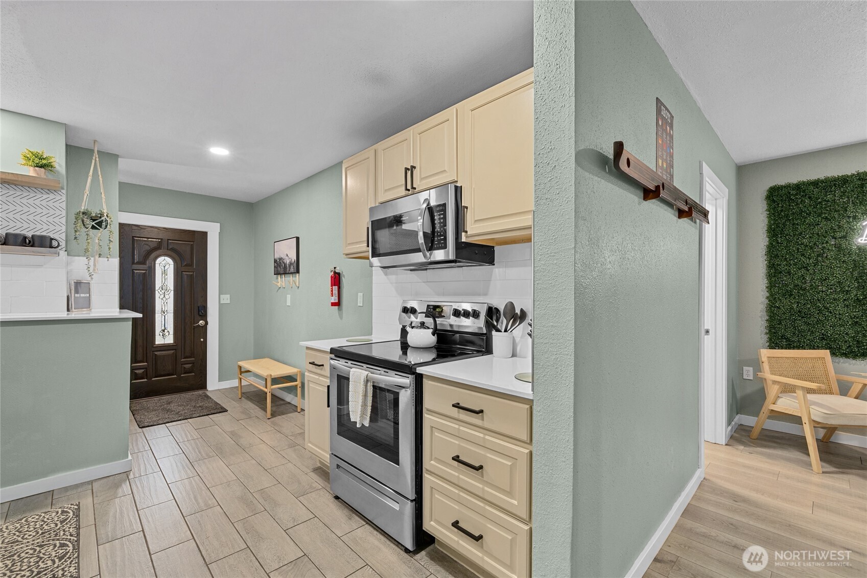 417 W 2nd Street , Cle Elum, WA 98922