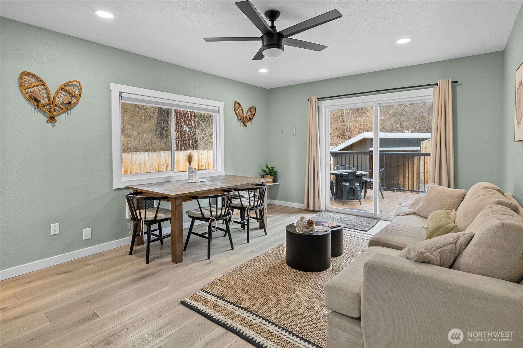 417 W 2nd Street , Cle Elum, WA 98922