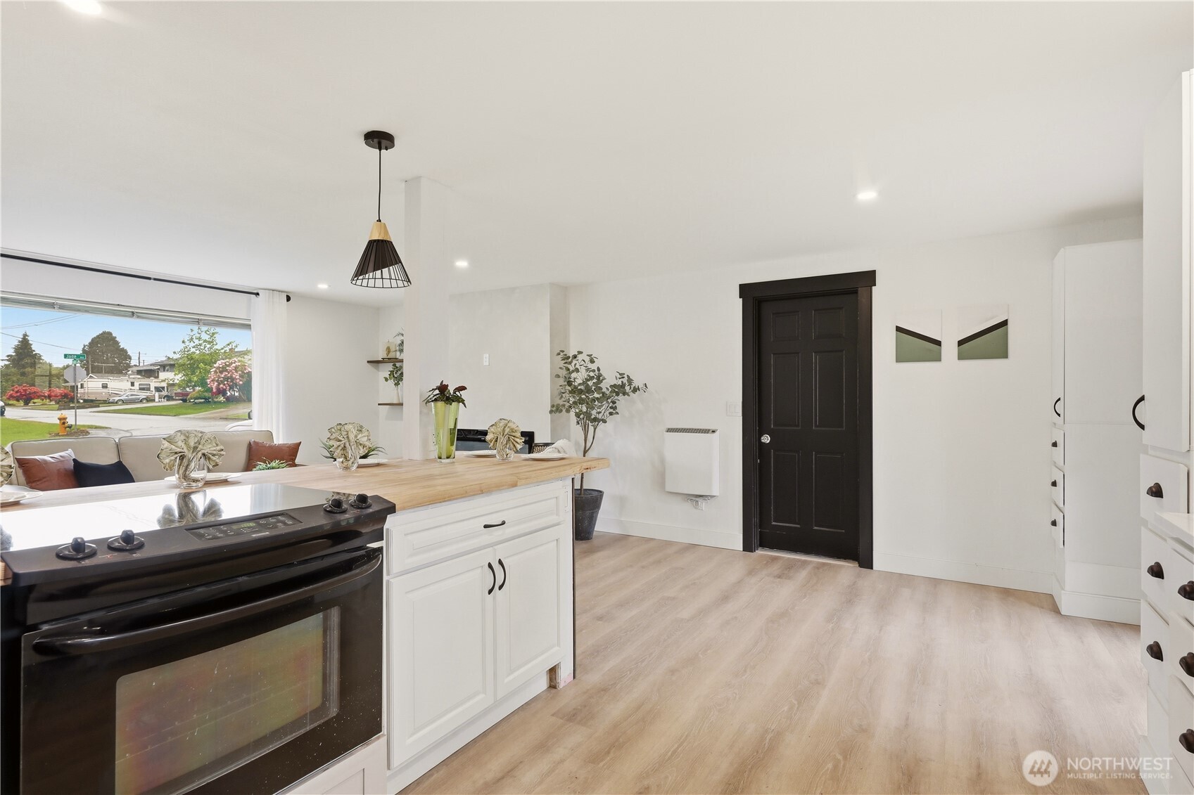 2301 Jade Avenue , Everett, WA 98201