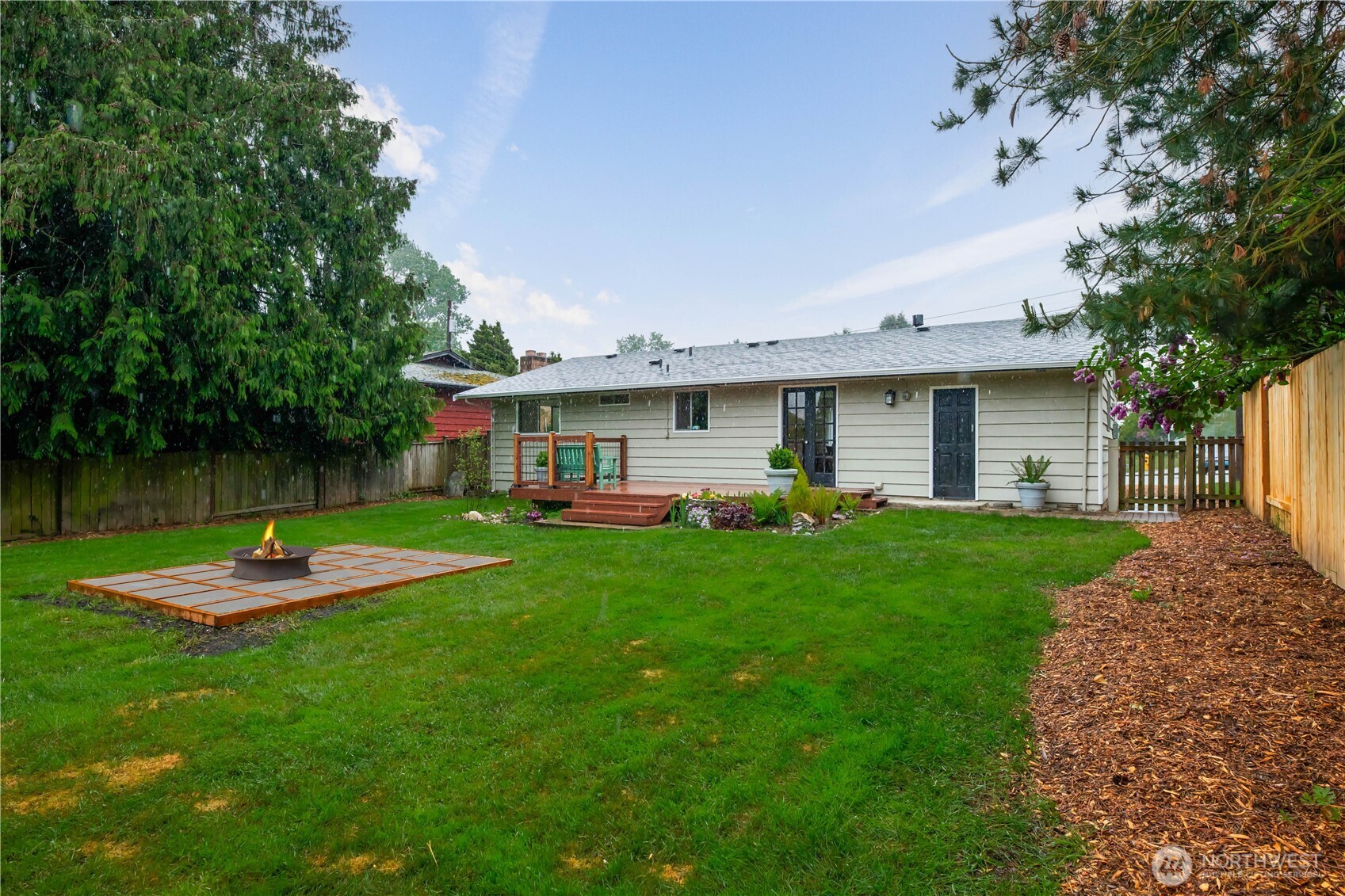 2301 Jade Avenue , Everett, WA 98201