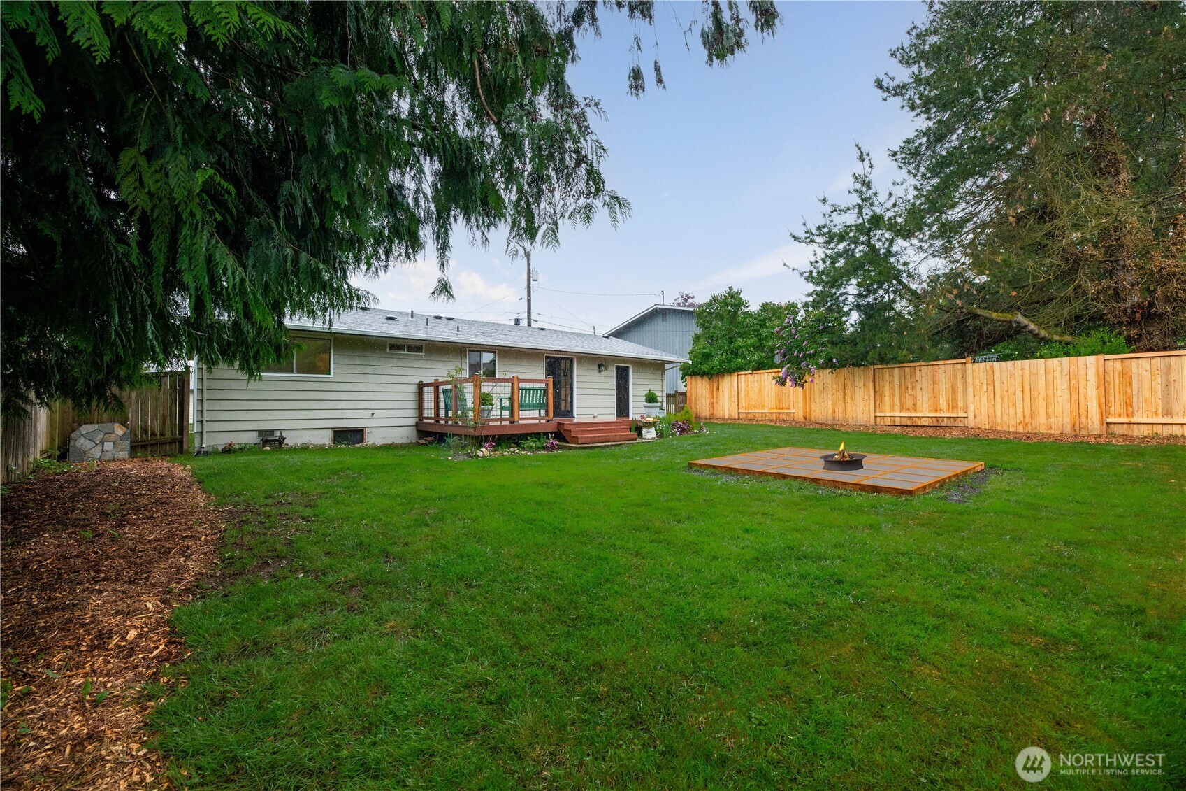 2301 Jade Avenue , Everett, WA 98201