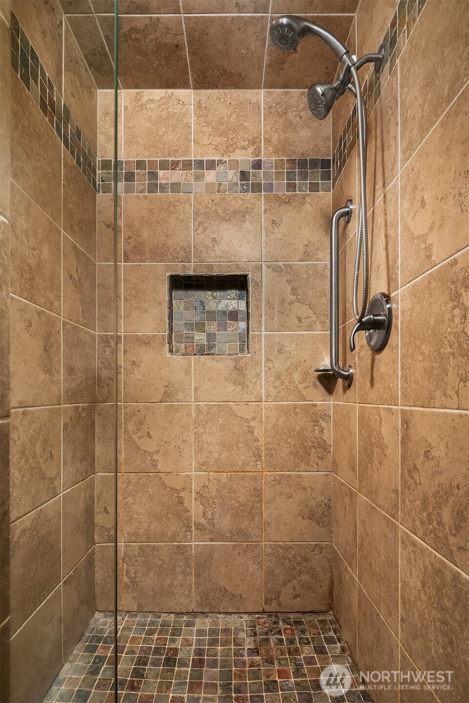 2501 21st Street SW, Puyallup, WA 98373