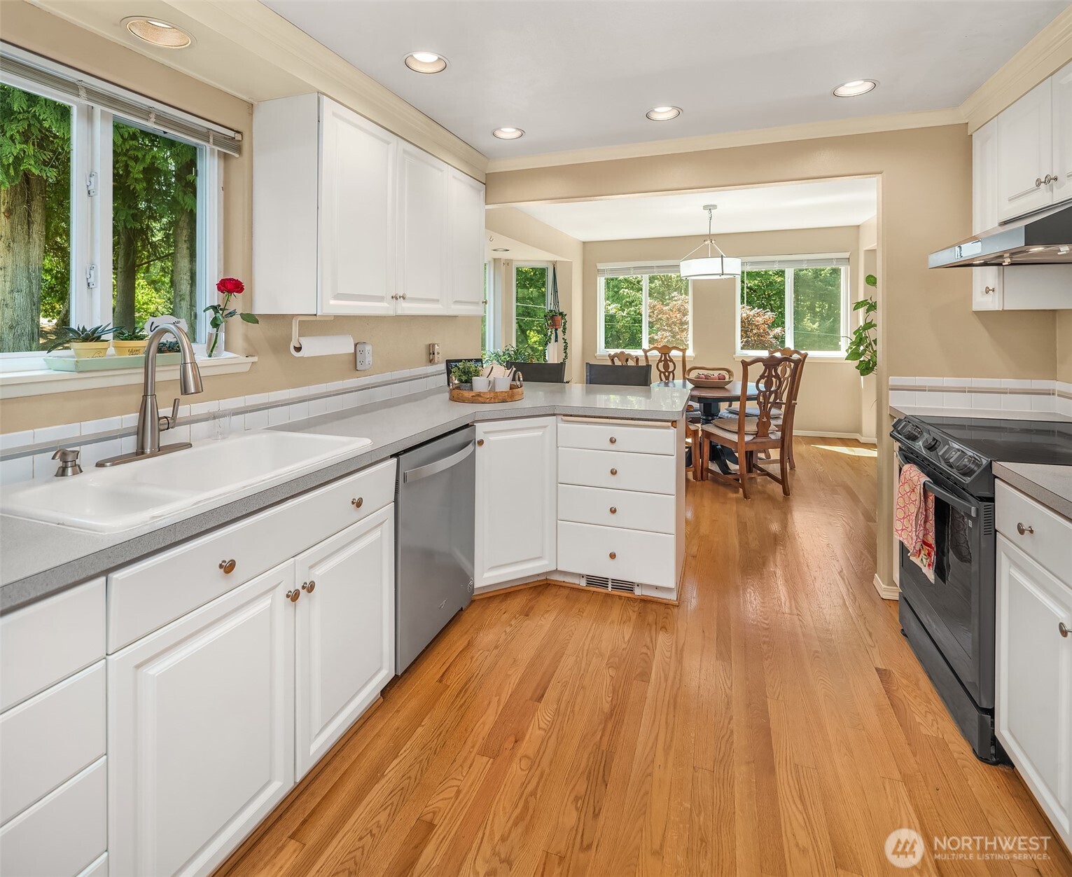 2501 21st Street SW, Puyallup, WA 98373
