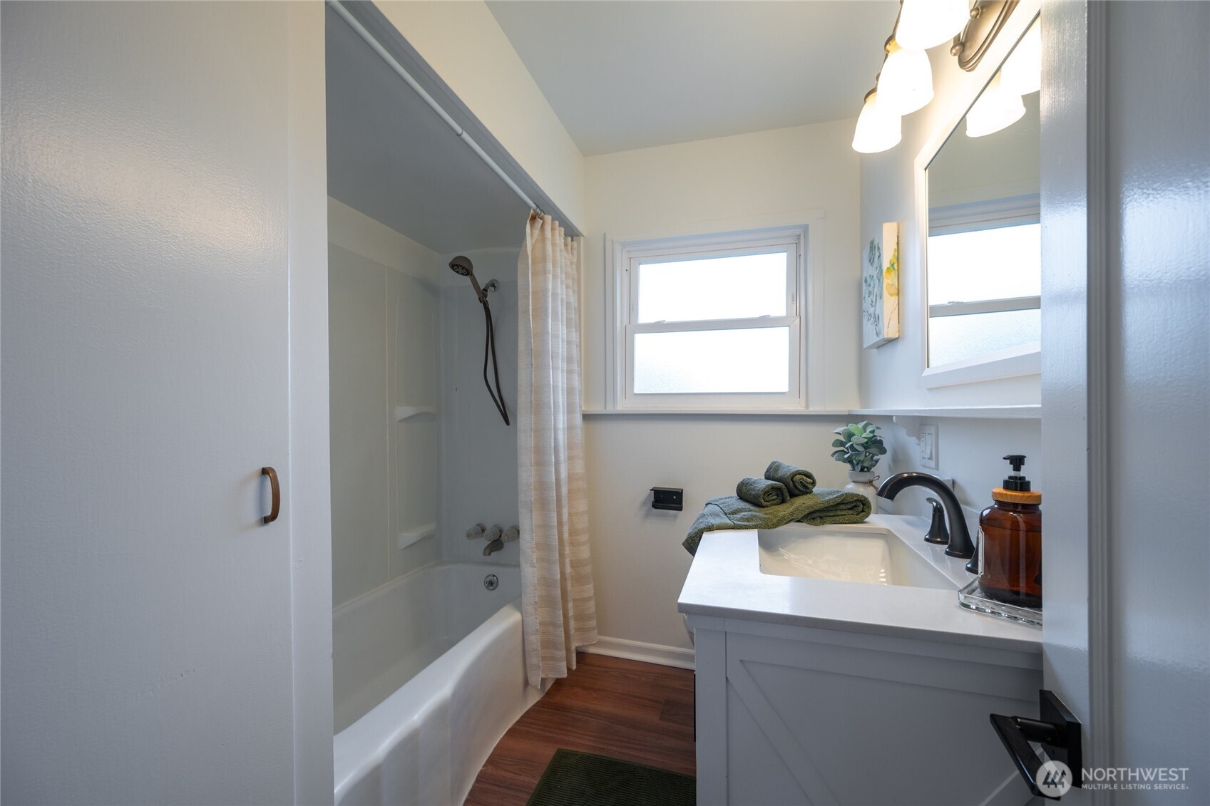 6001 Riverview Road , Snohomish, WA 98290