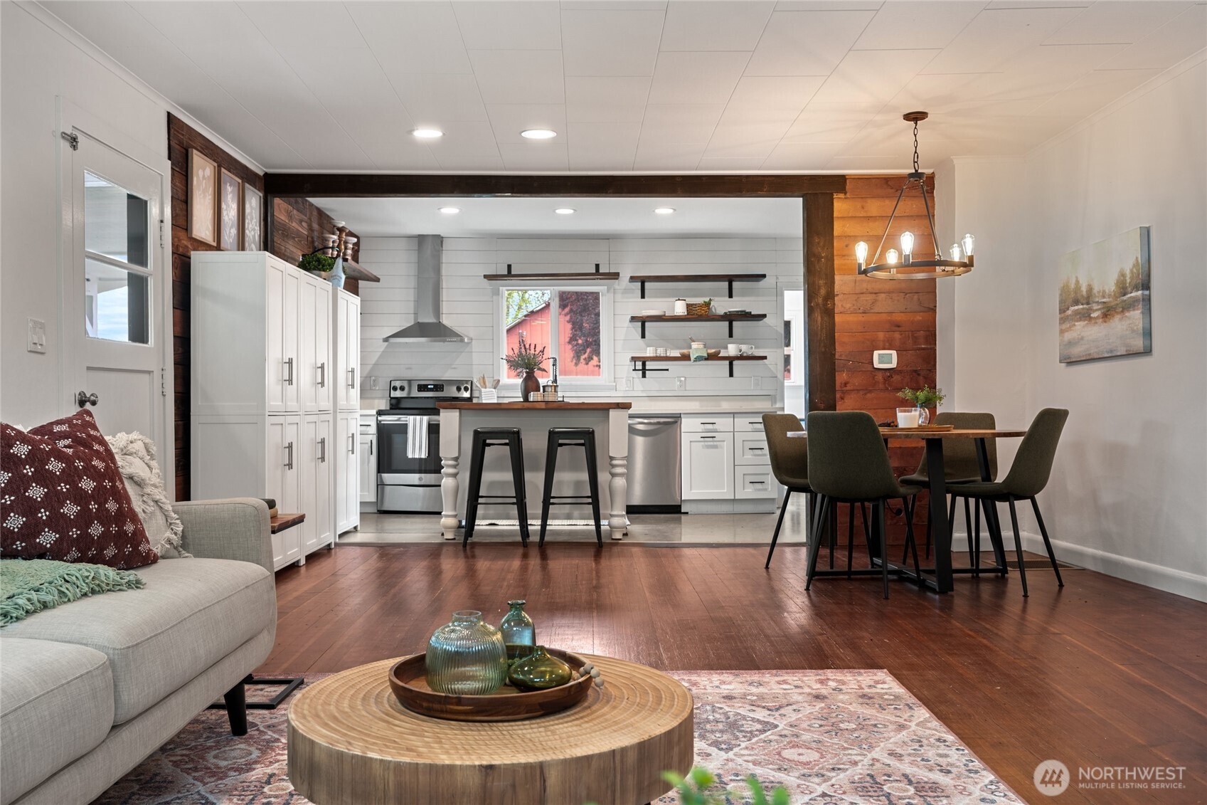 6001 Riverview Road , Snohomish, WA 98290