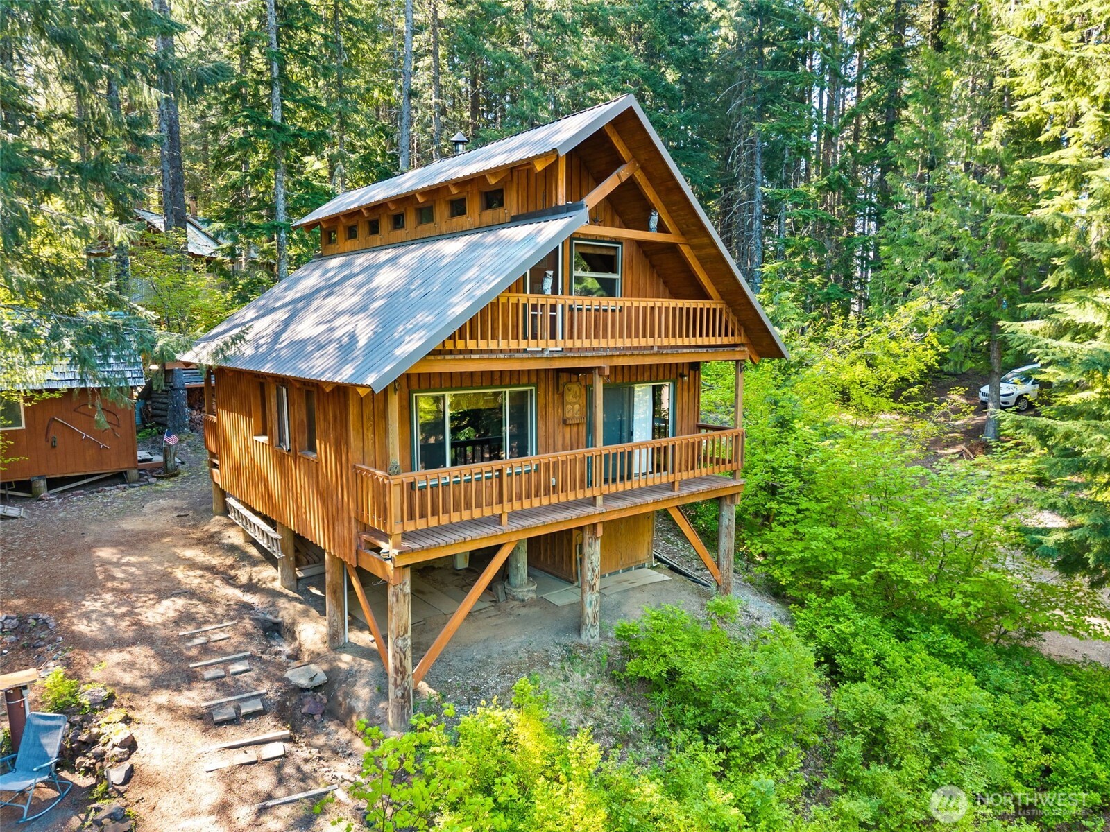 2500 4 Peaks Drive , Cougar, WA 98616