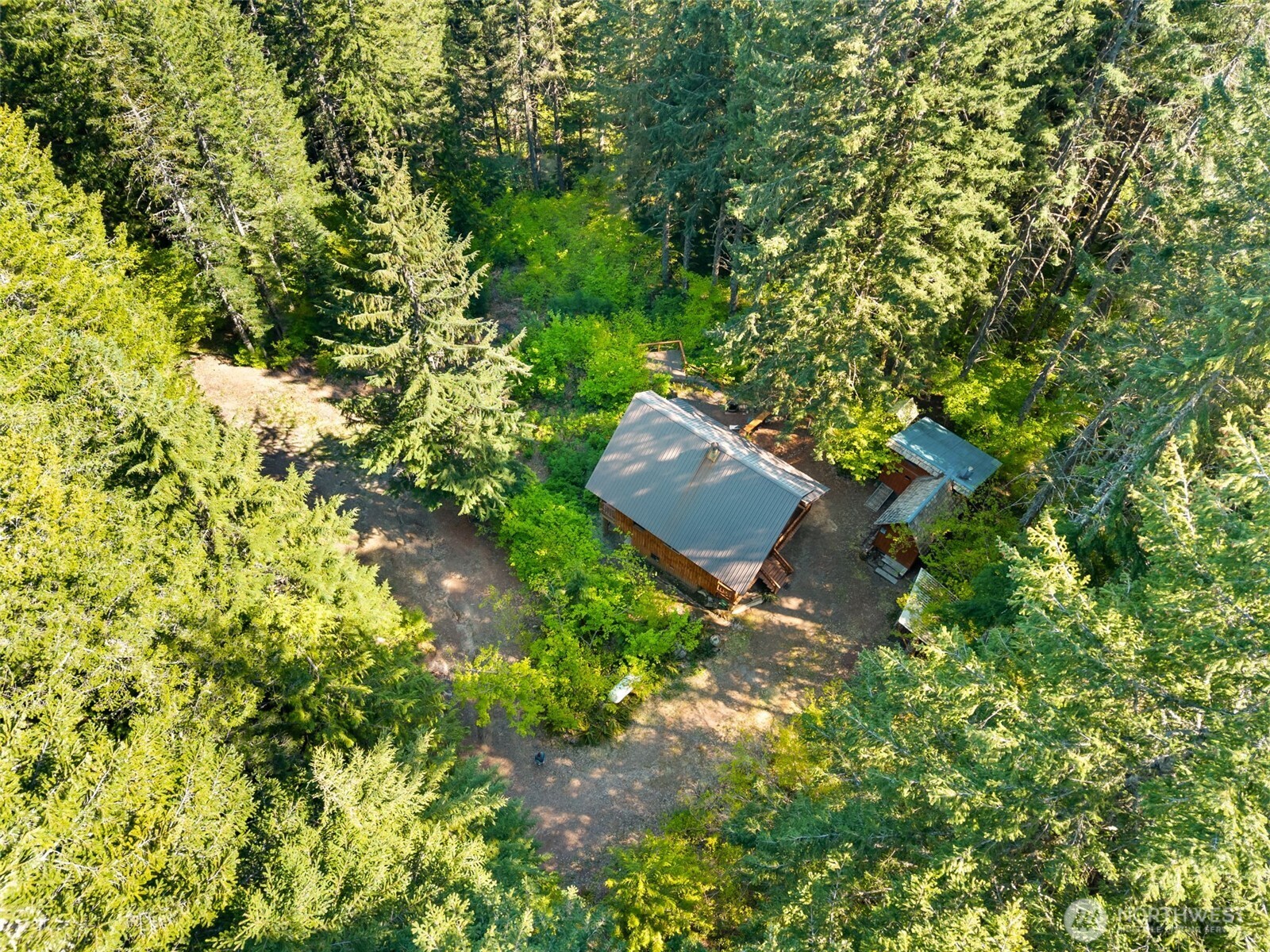2500 4 Peaks Drive , Cougar, WA 98616
