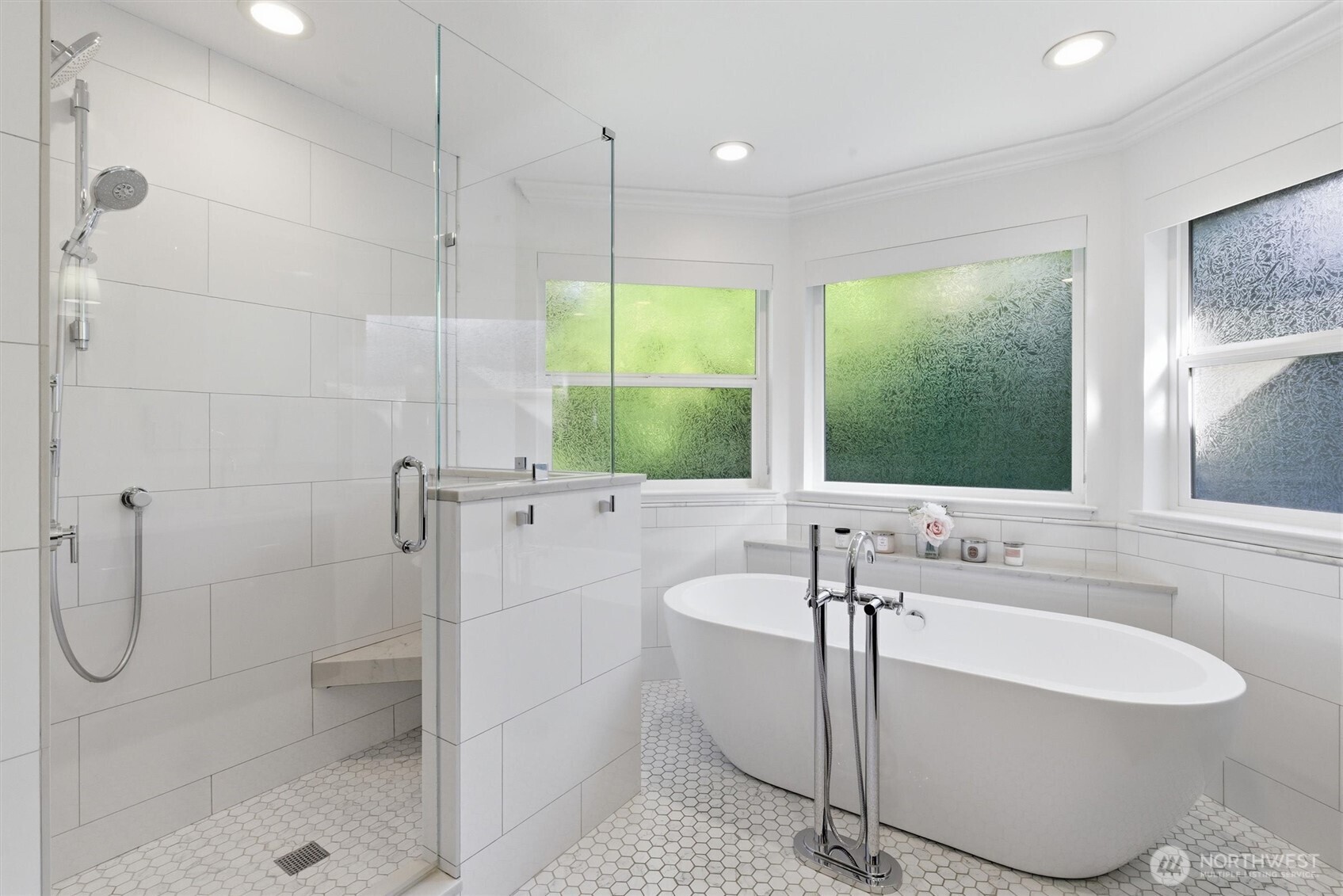 12217 NE 100th Street , Kirkland, WA 98033