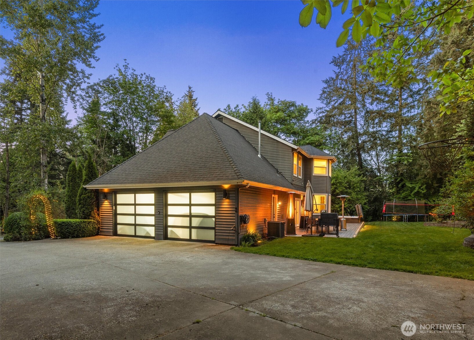 12217 NE 100th Street , Kirkland, WA 98033