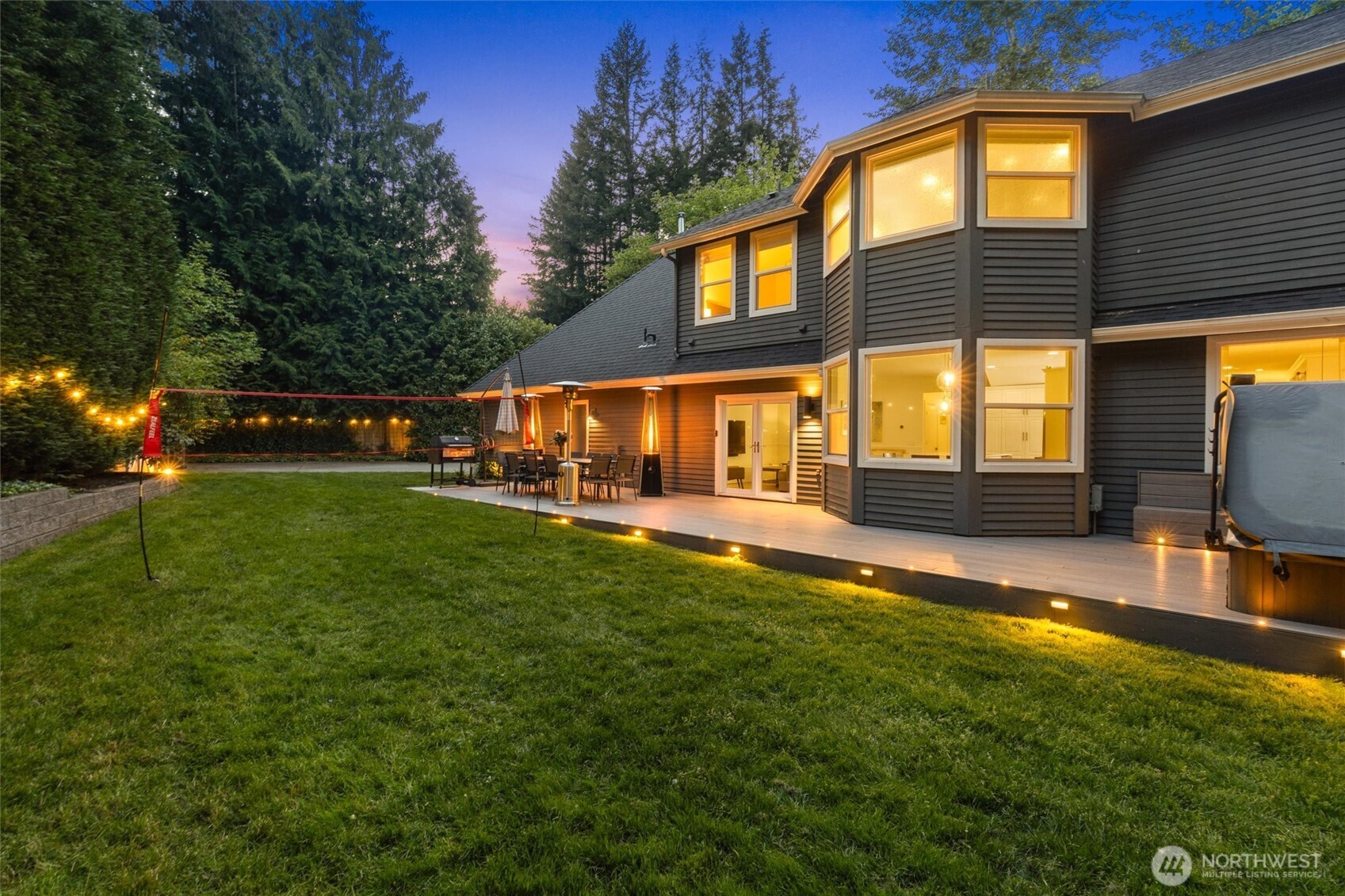12217 NE 100th Street , Kirkland, WA 98033