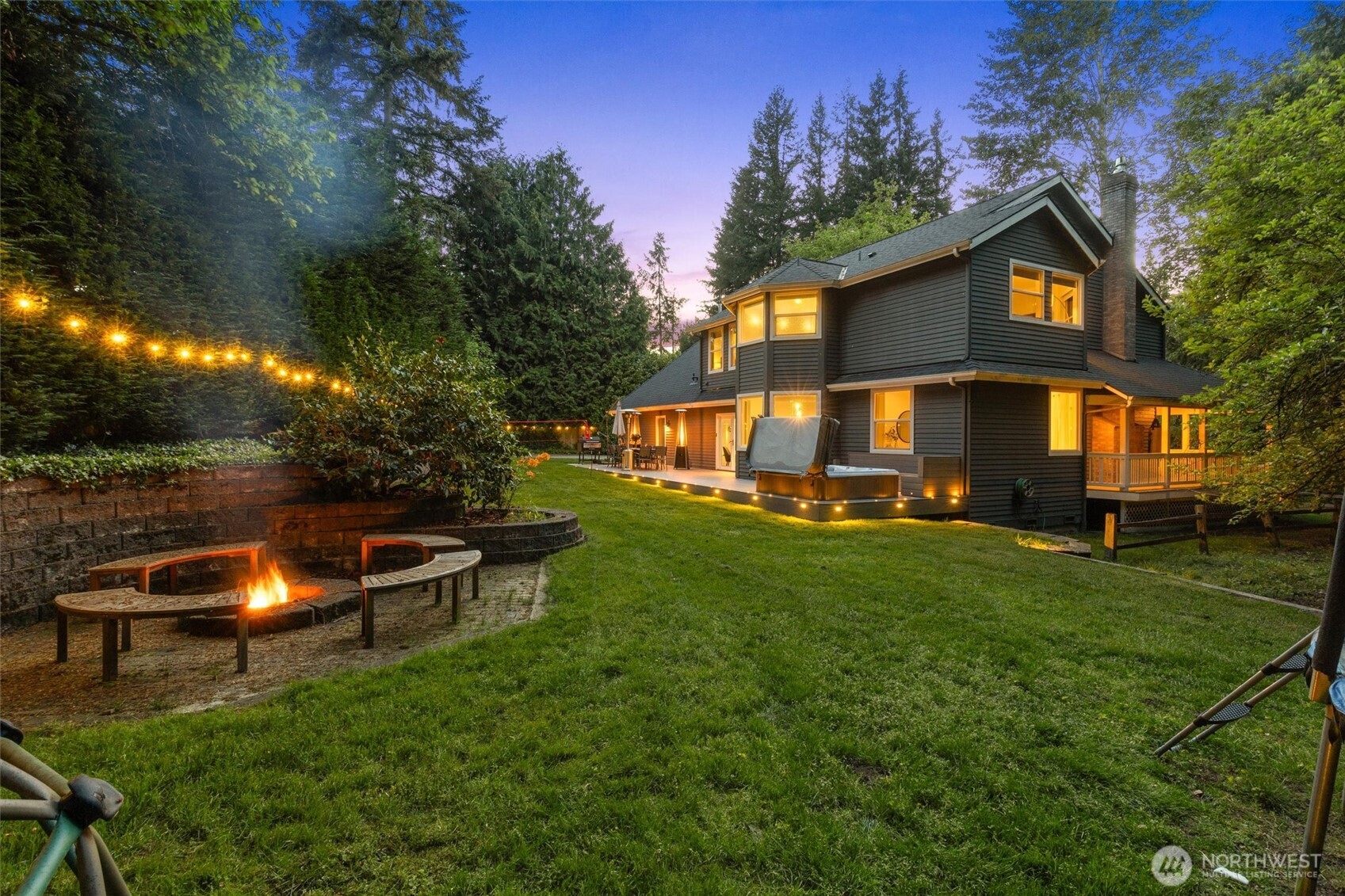12217 NE 100th Street , Kirkland, WA 98033