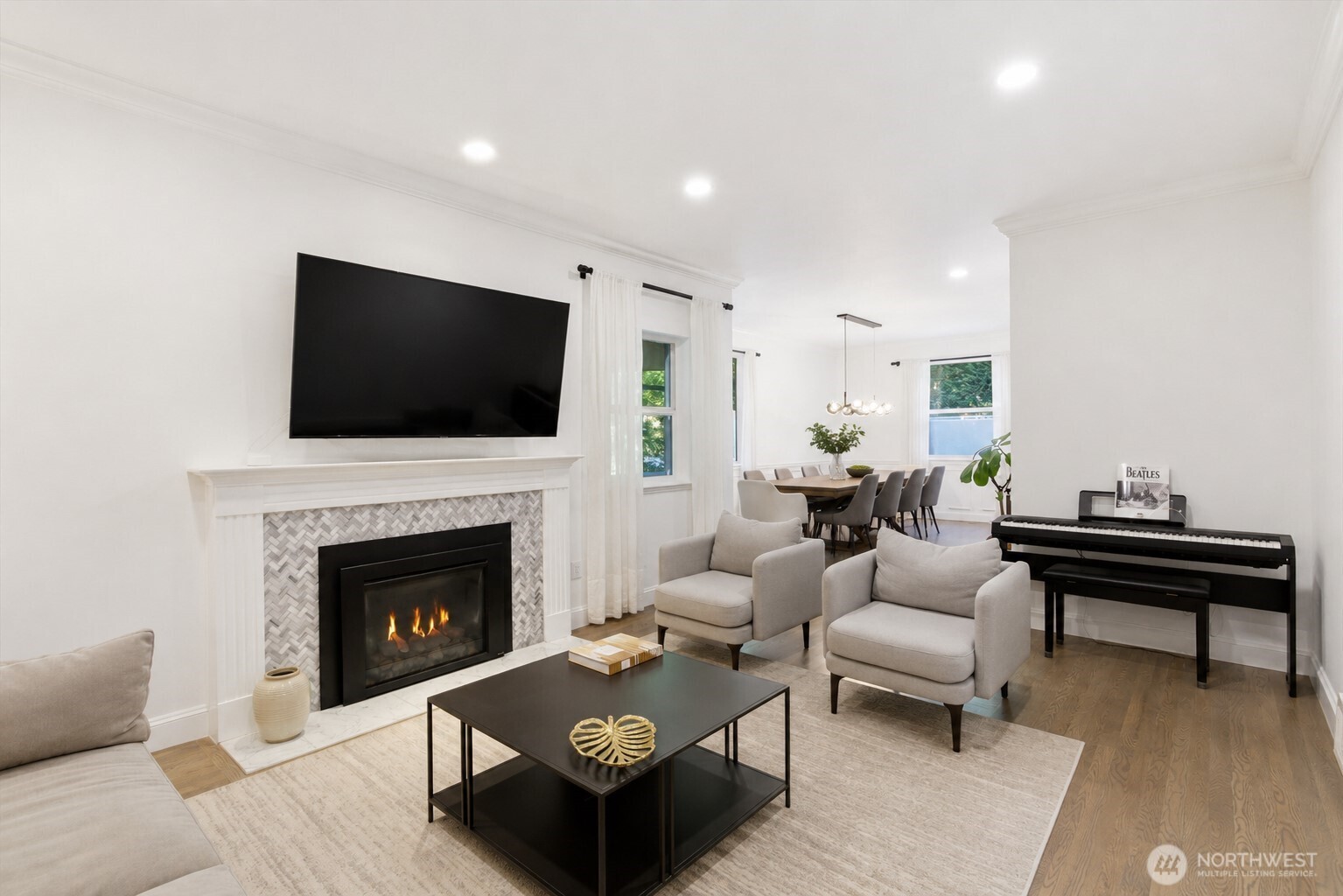 12217 NE 100th Street , Kirkland, WA 98033