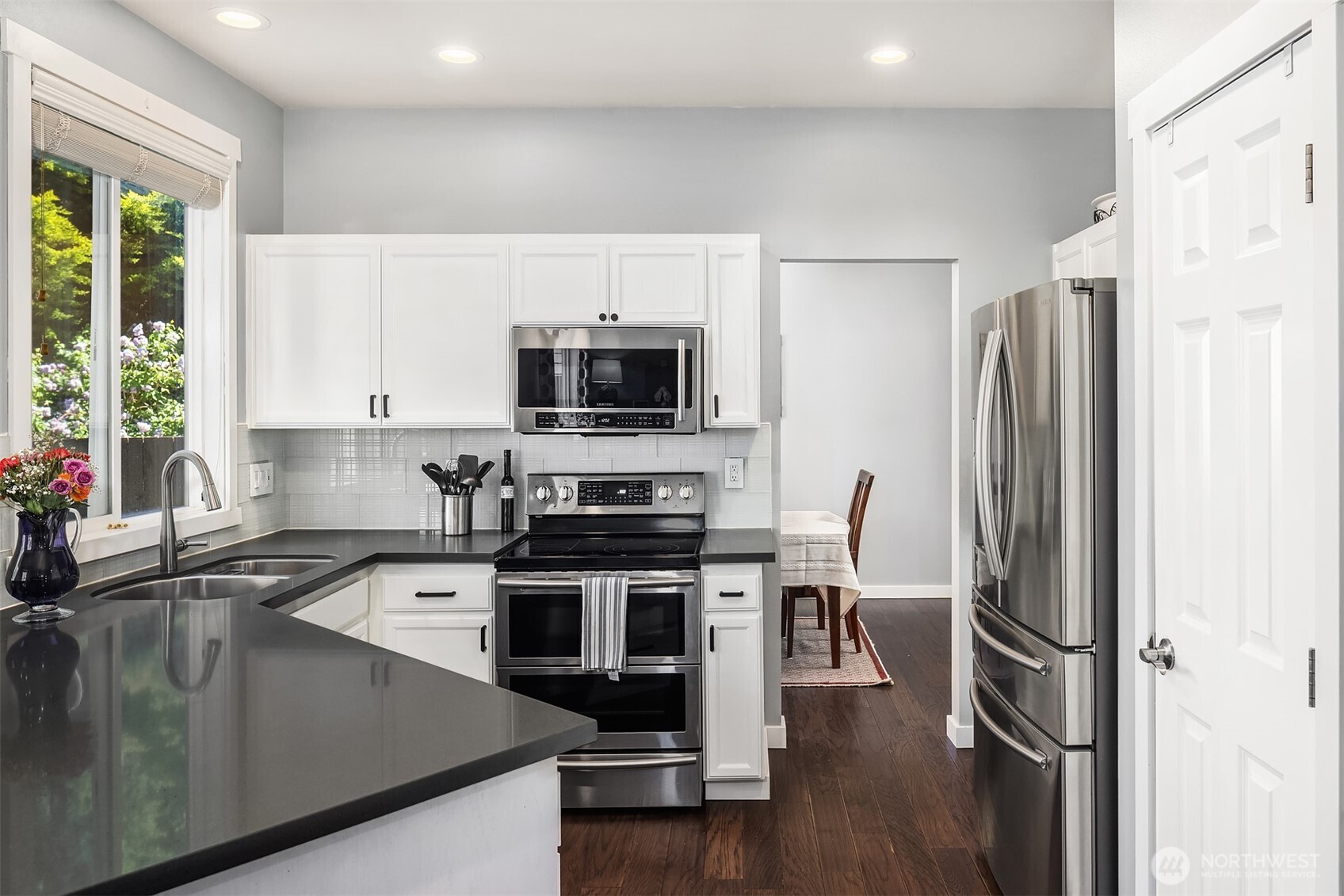 827 180th Street SW, Lynnwood, WA 98037