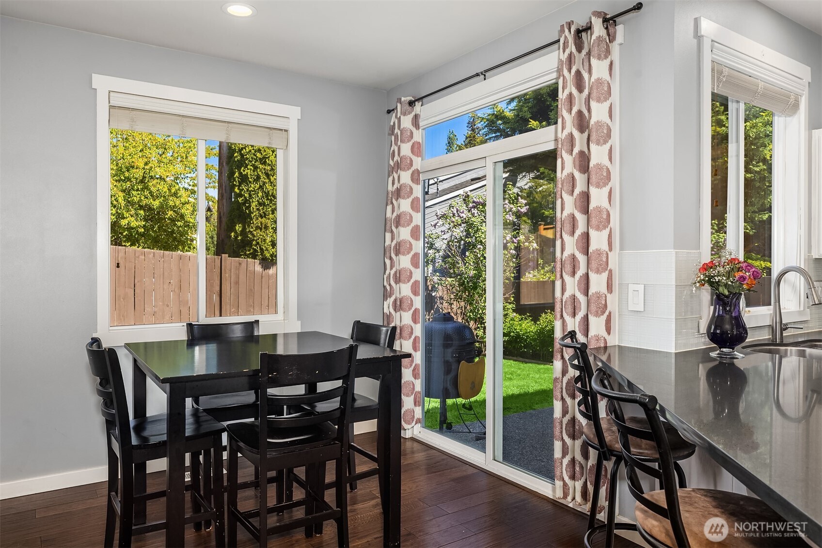 827 180th Street SW, Lynnwood, WA 98037