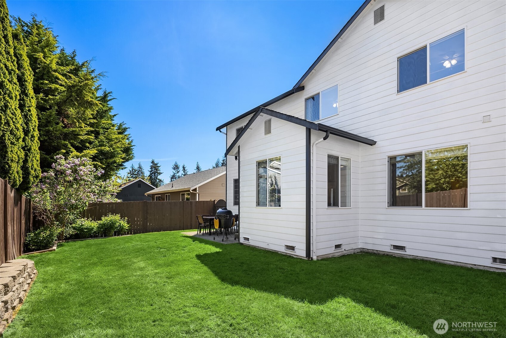 827 180th Street SW, Lynnwood, WA 98037