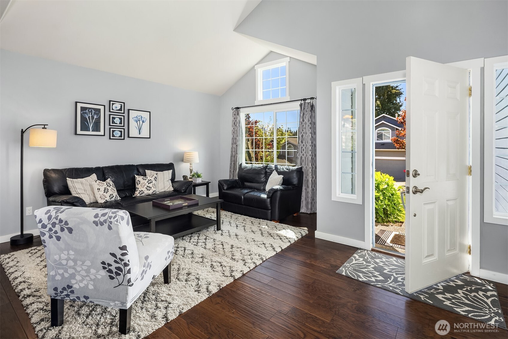 827 180th Street SW, Lynnwood, WA 98037