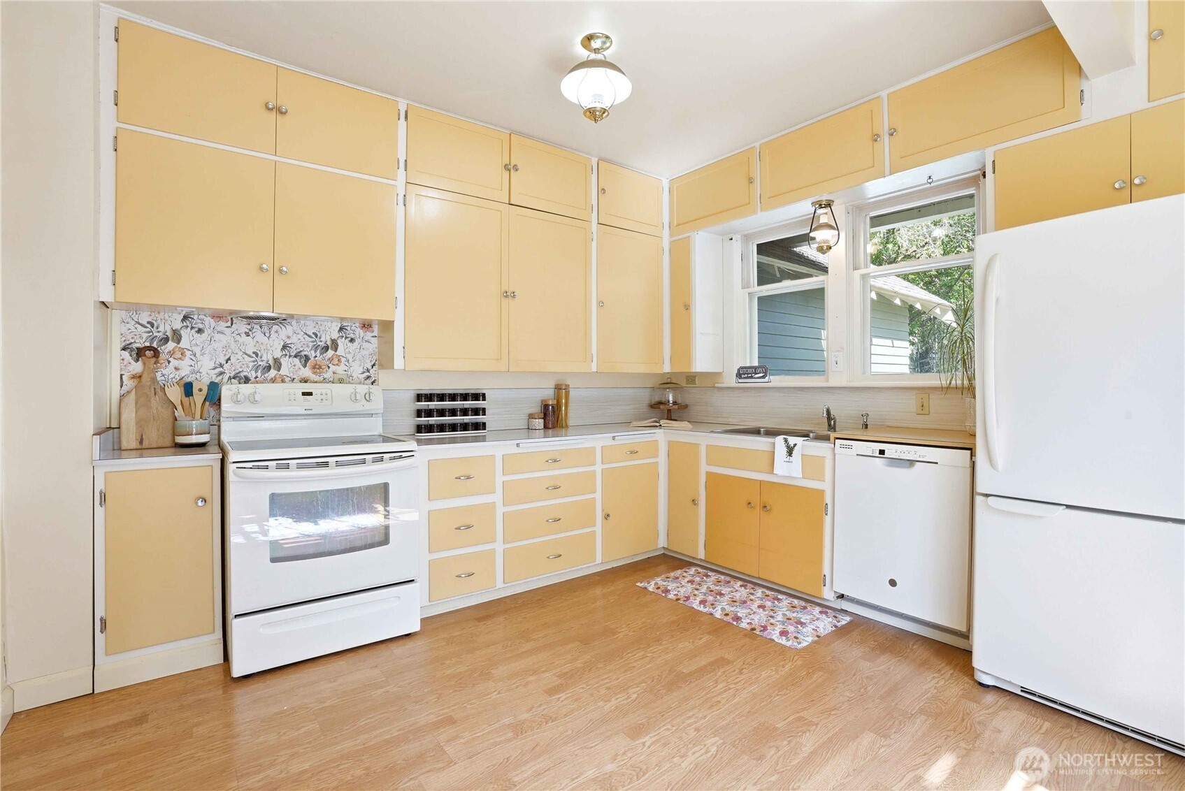 809 E 2nd Avenue , Ellensburg, WA 98926