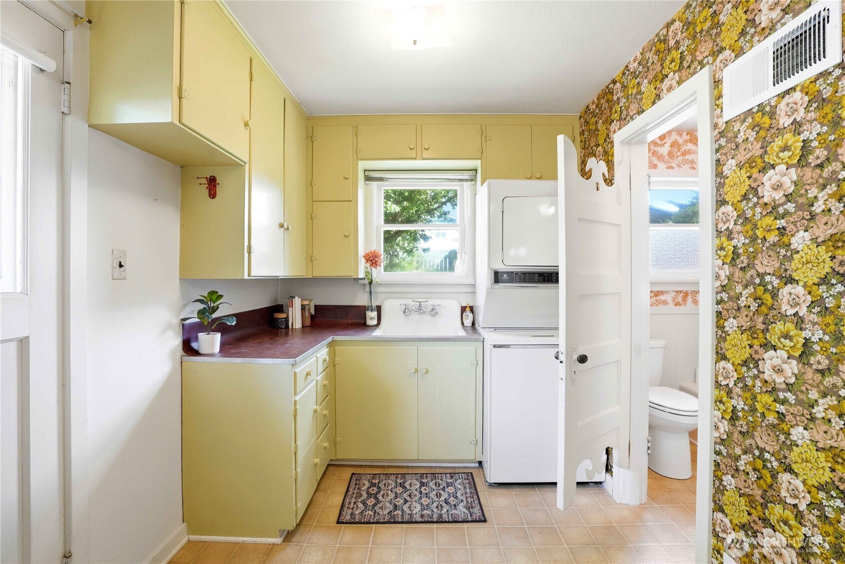 809 E 2nd Avenue , Ellensburg, WA 98926