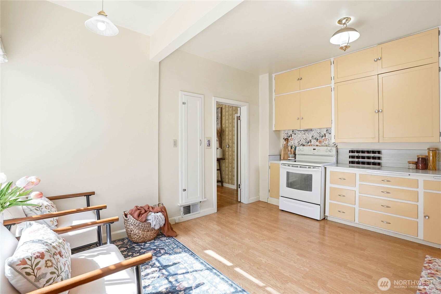 809 E 2nd Avenue , Ellensburg, WA 98926