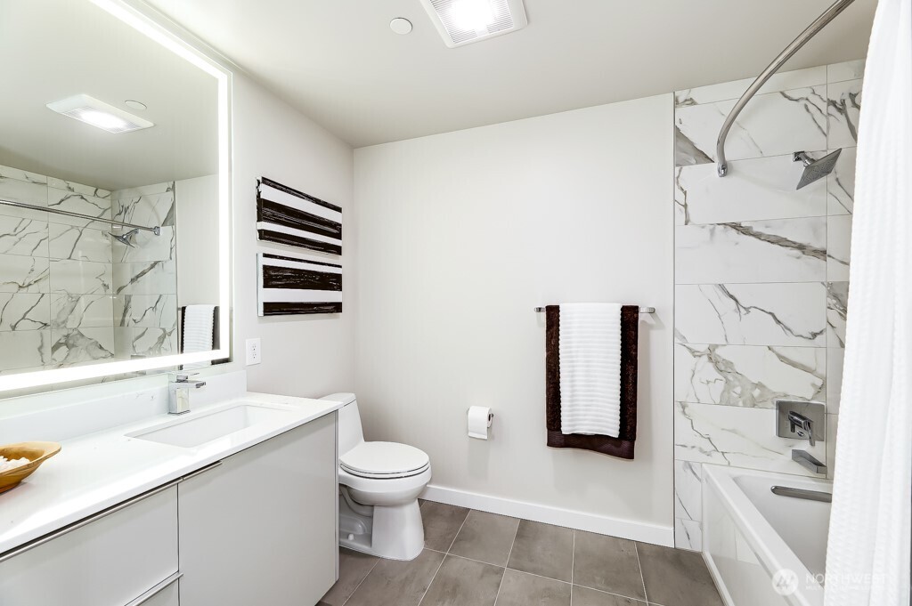 450 S Main Street #416, Seattle, WA 98104