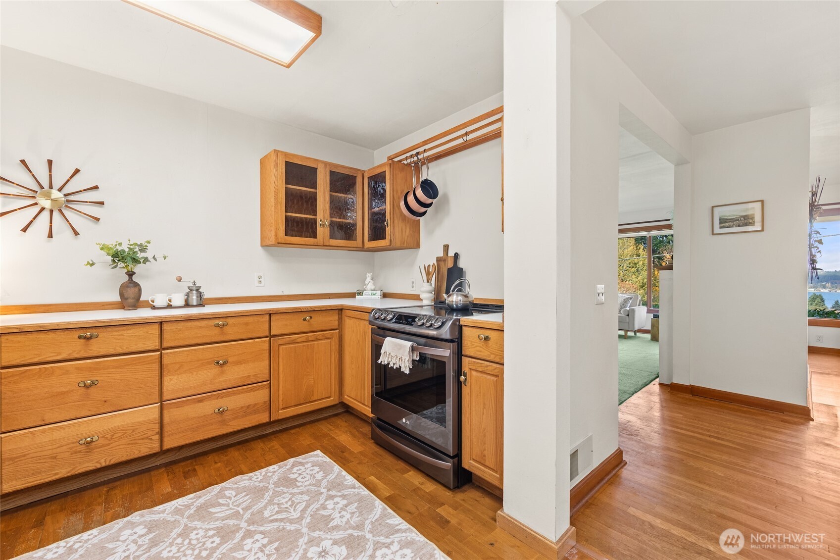 9619 SW 268th Street , Vashon, WA 98070