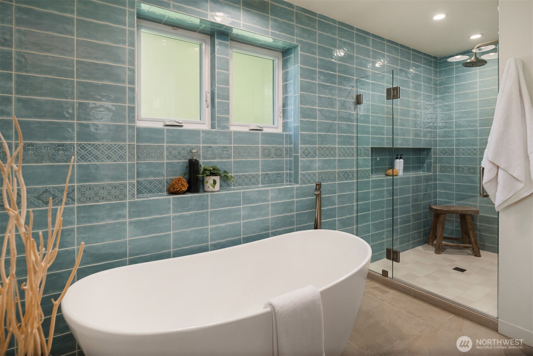 3532 NW 67th Street , Seattle, WA 98117