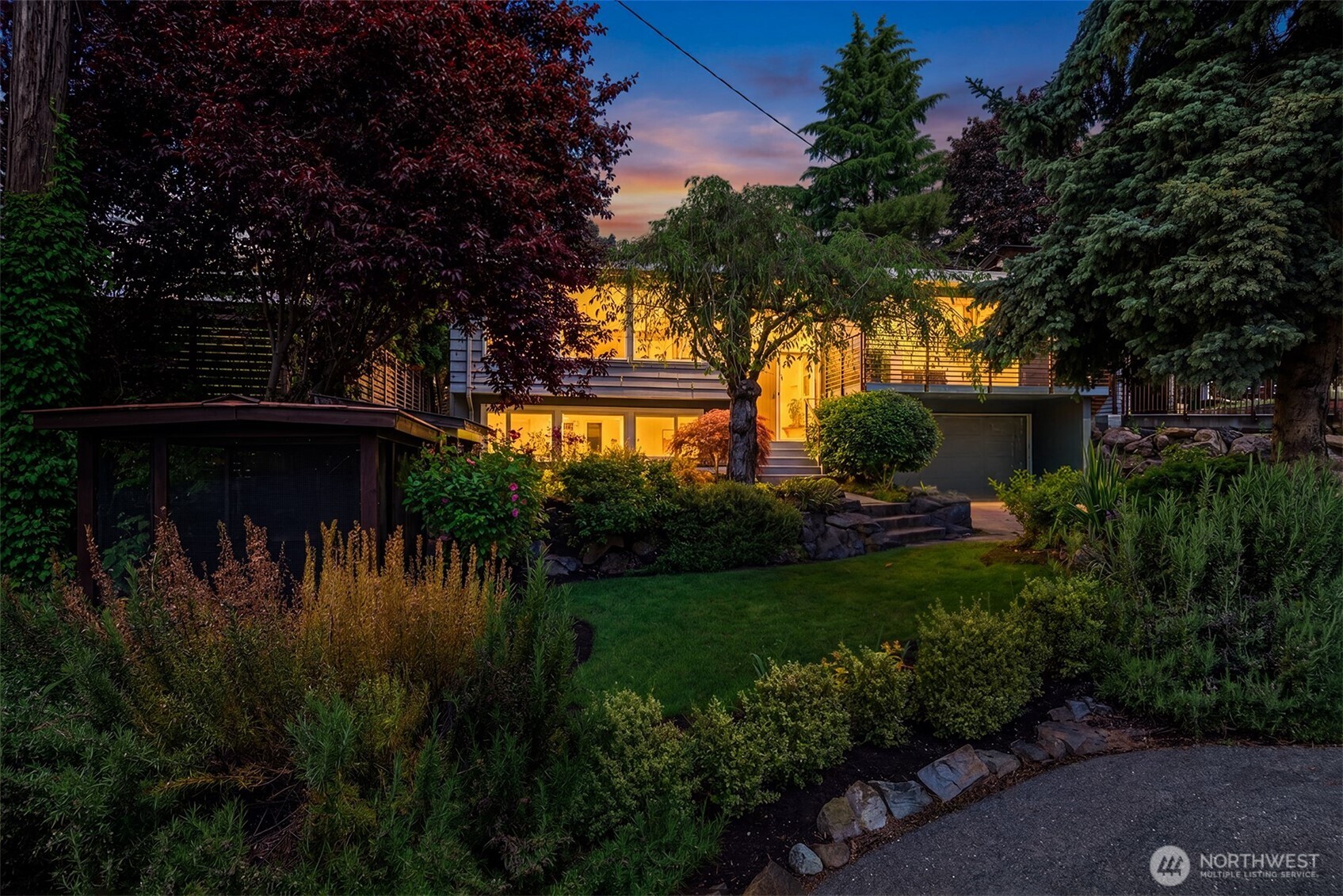 3532 NW 67th Street , Seattle, WA 98117