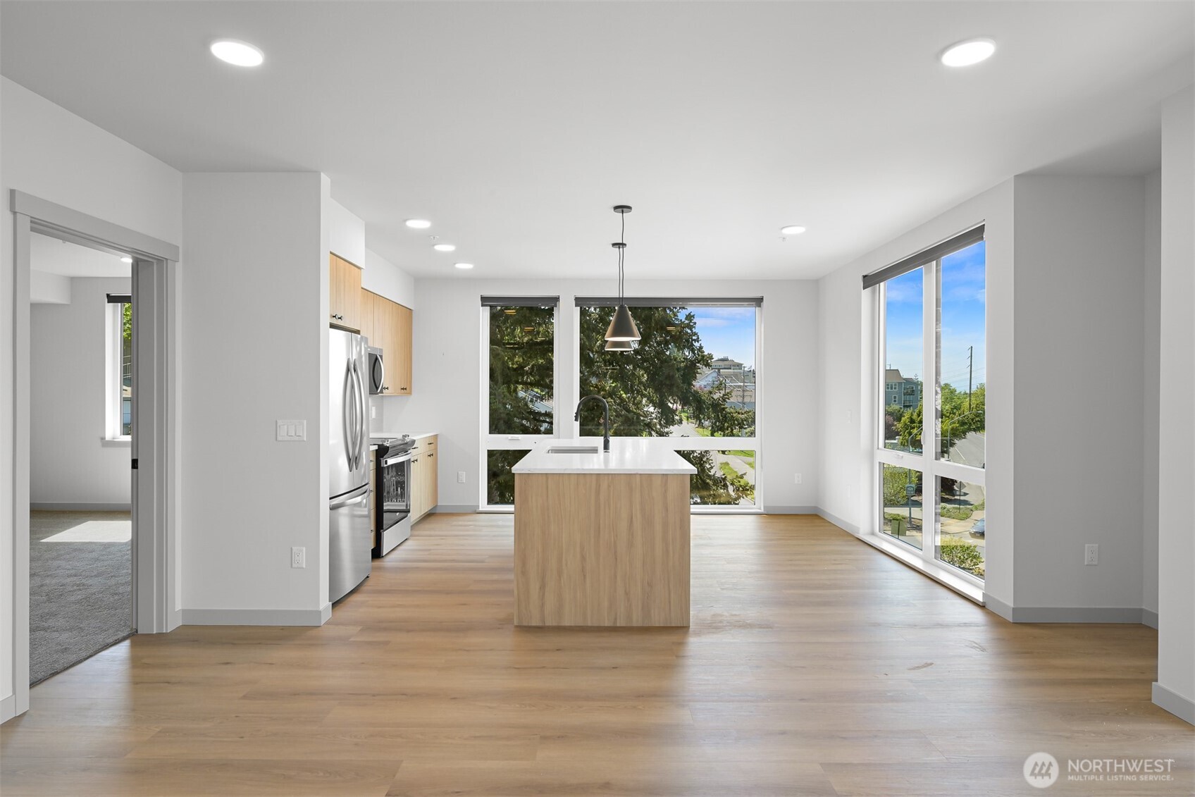 820 N State Street #412, Bellingham, WA 98225