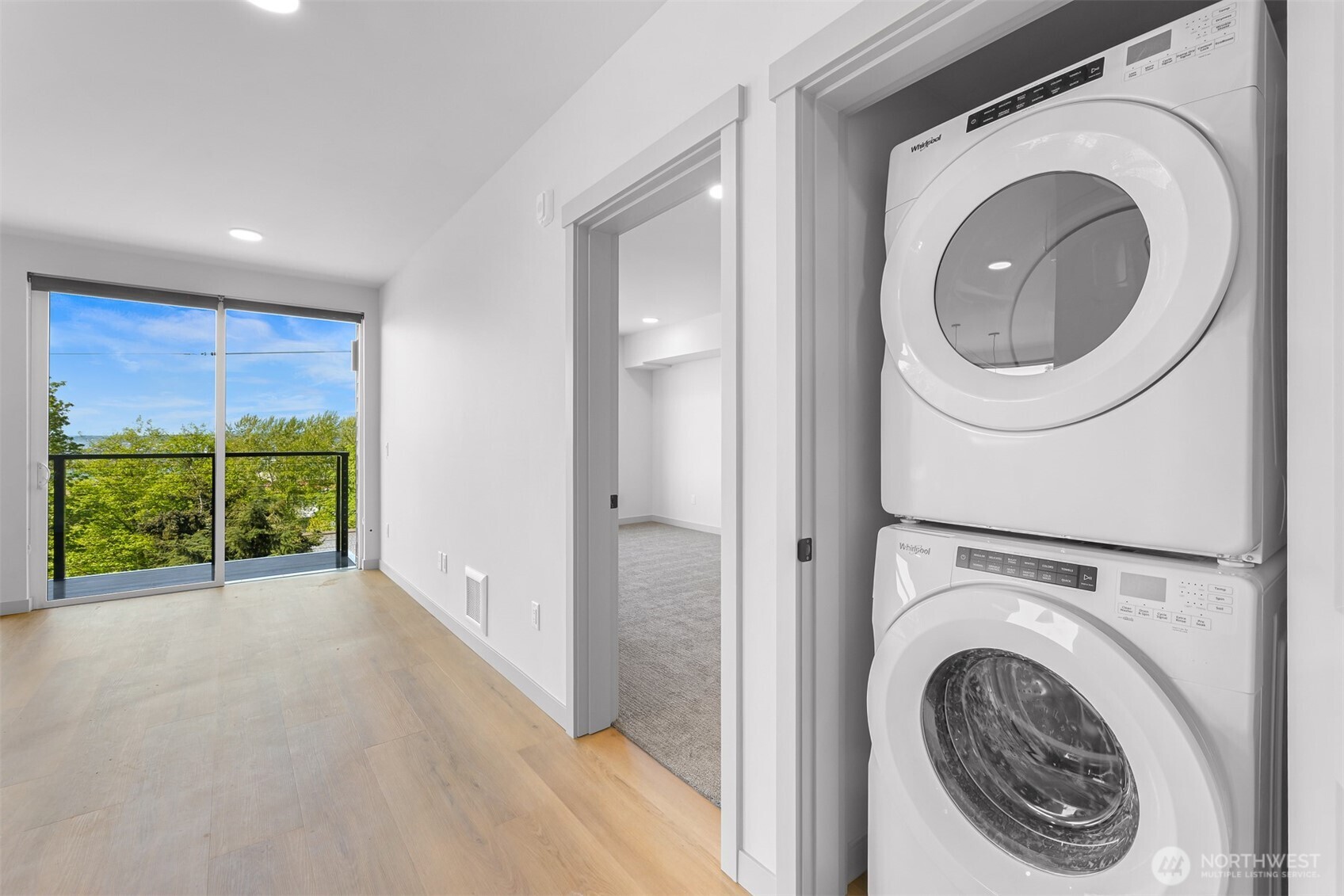 820 N State Street #412, Bellingham, WA 98225