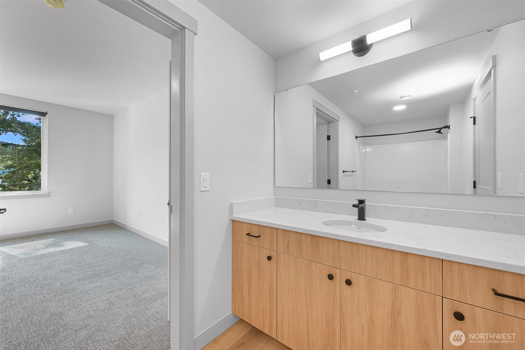 820 N State Street #412, Bellingham, WA 98225