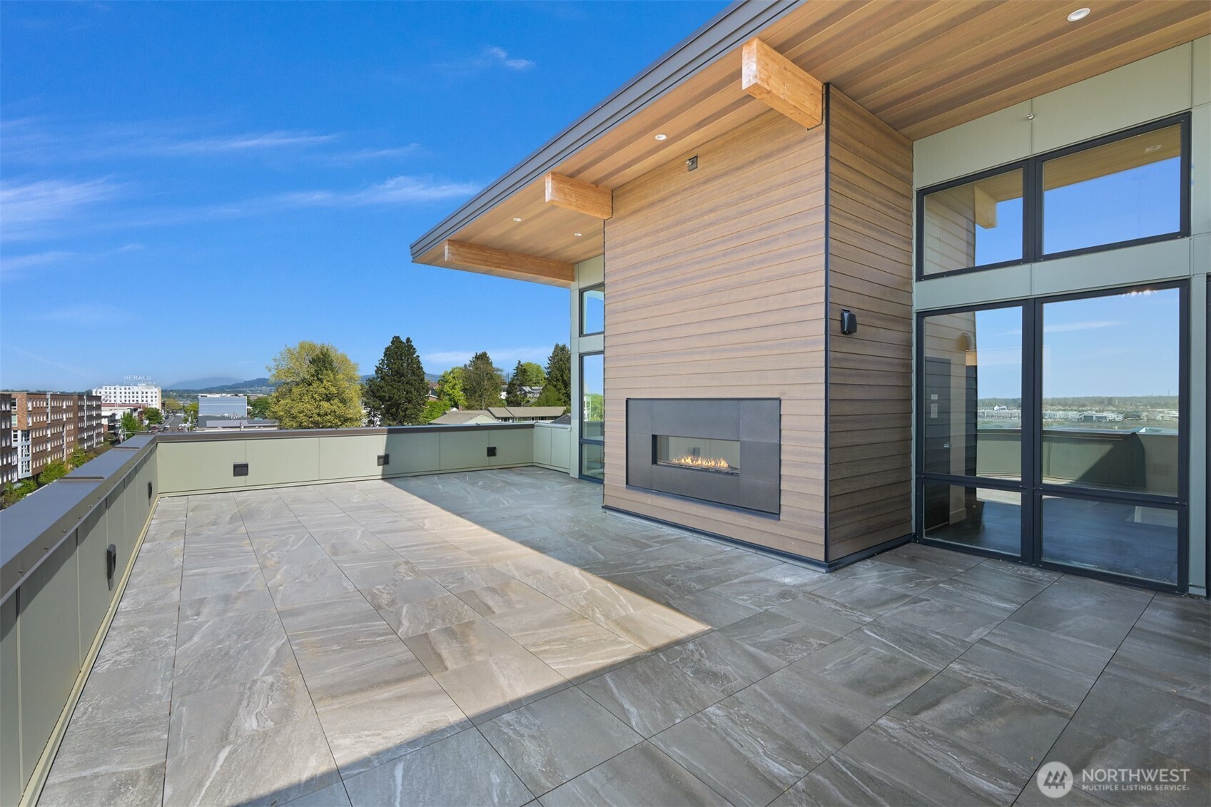 820 N State Street #412, Bellingham, WA 98225