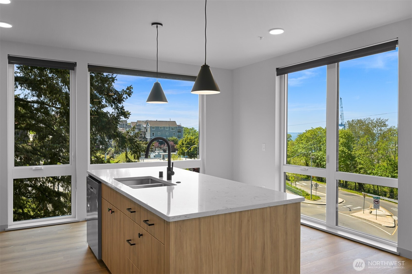 820 N State Street #412, Bellingham, WA 98225
