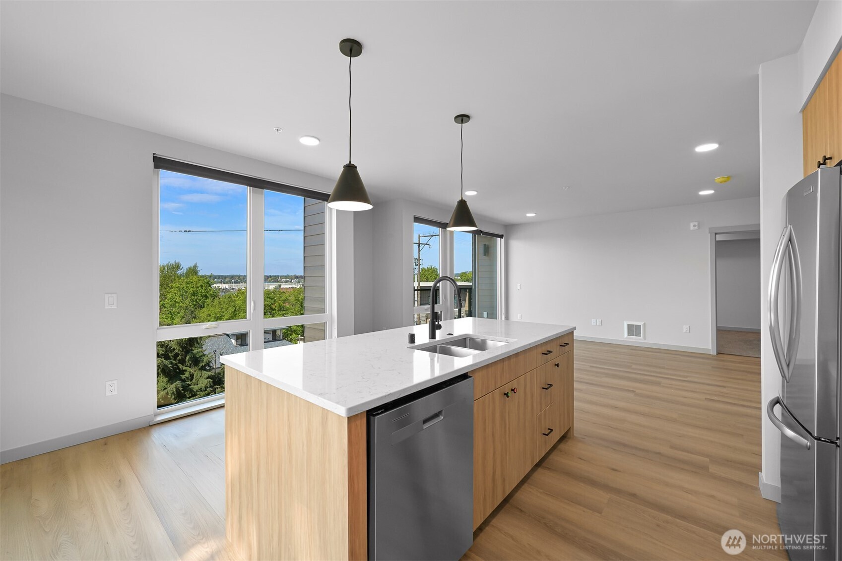 820 N State Street #412, Bellingham, WA 98225